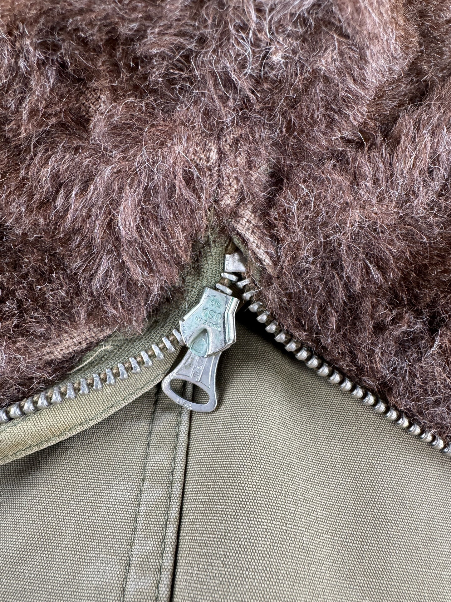 Busted Zipper on Vintage WW2 Military Parka SZ XXL AS IS