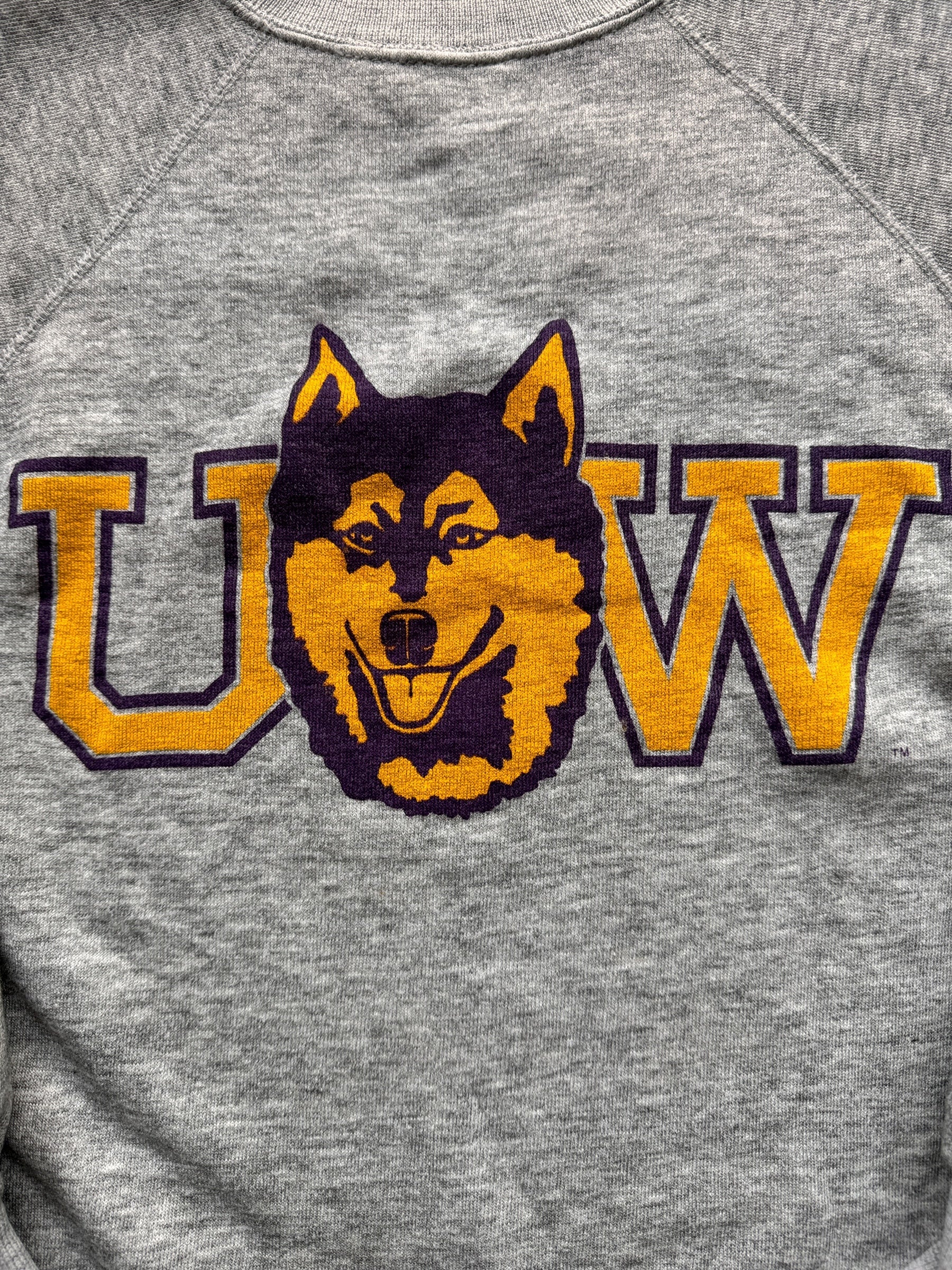 front graphic of Vintage University of Washington Husky Crewneck SZ S