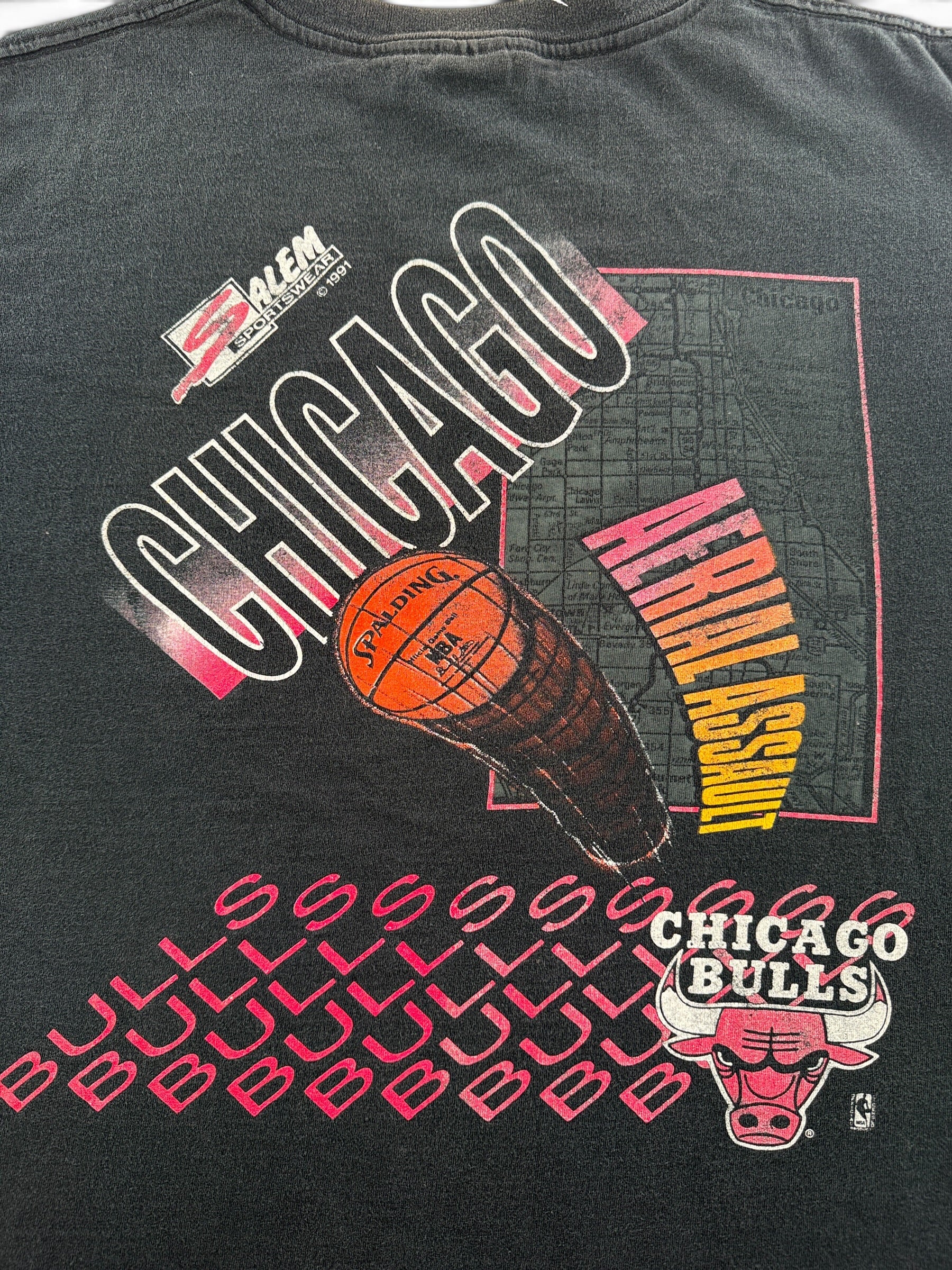 Back graphic on Vintage '91 Chicago Bulls Basketball Tee SZ XL
