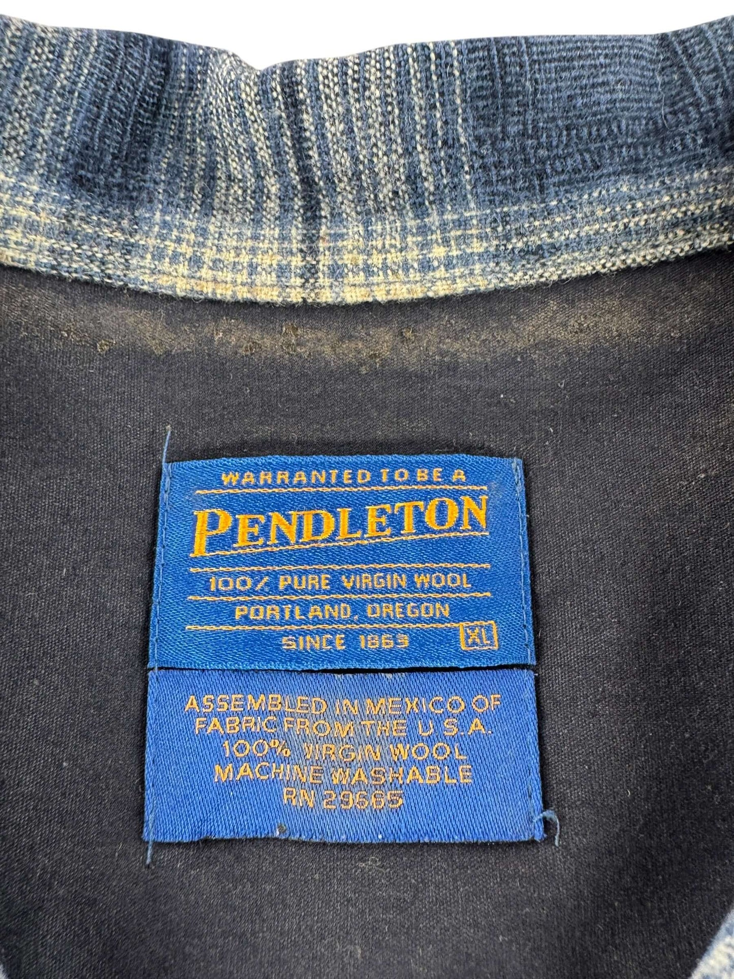 Label on Vintage Pendleton Navy & White Board Shirt SZ XL