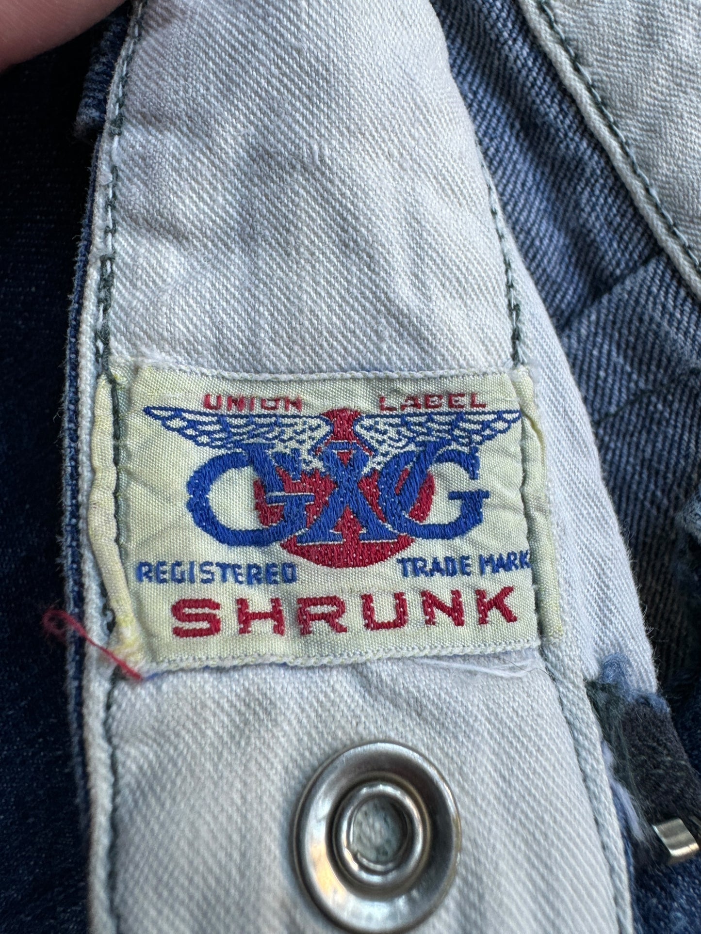 Label on Vintage GWG Canadian Frontier Side Zip Jeans W25