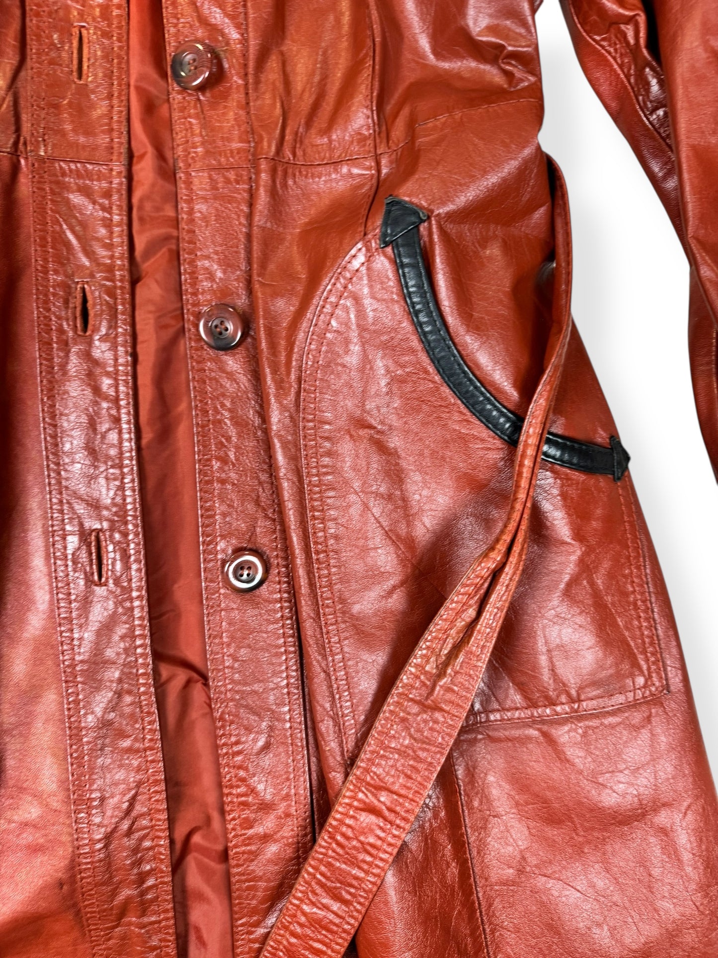 Smile pocket of 1970s Belted Leather Trench S-M