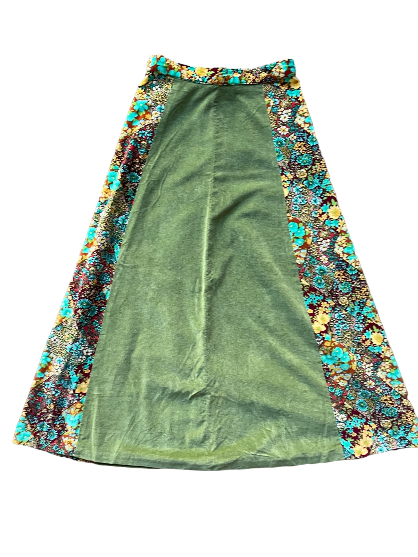 Full front waist view of 1970s Green Floral Velvet Skirt SZ S