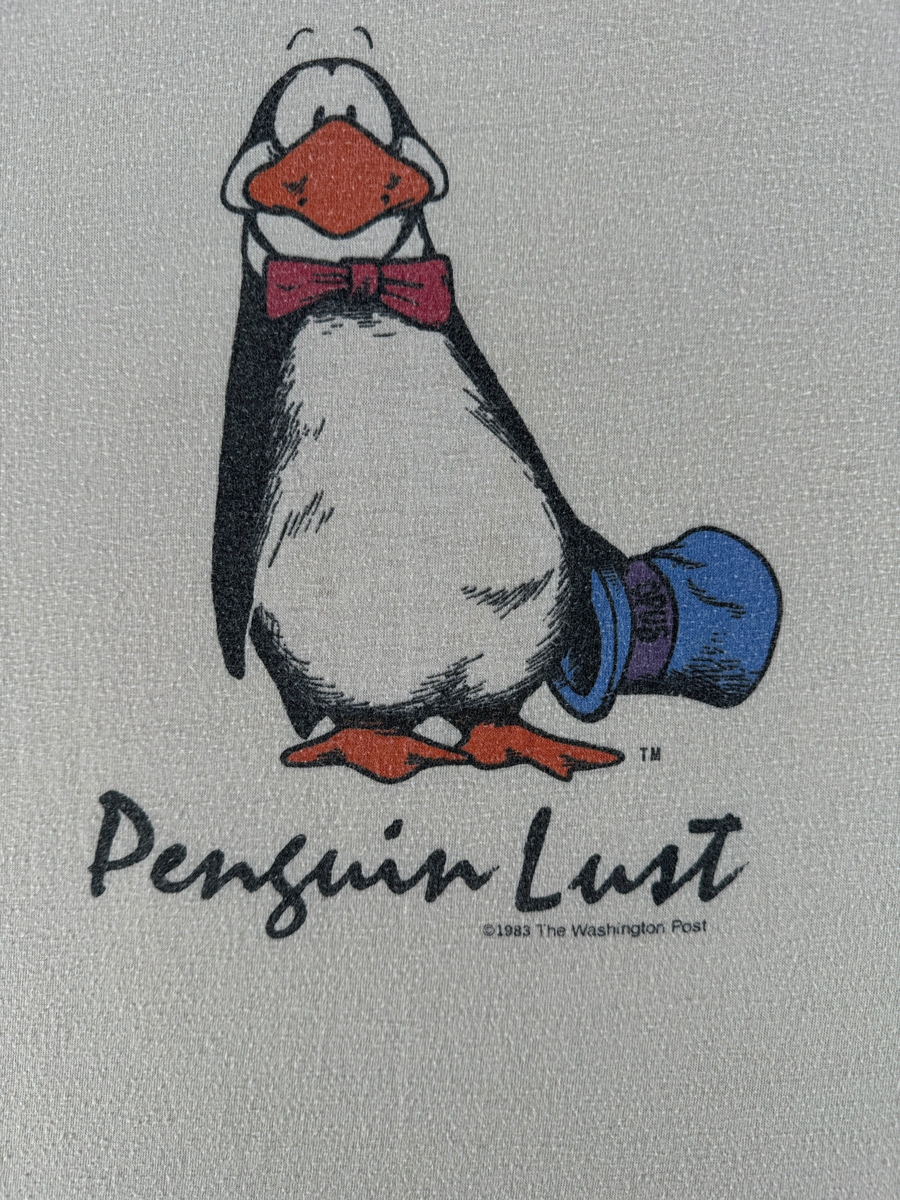 Front Graphic of Vintage Otis The Penguin Penguin Lust Bloom County Tee SZ L