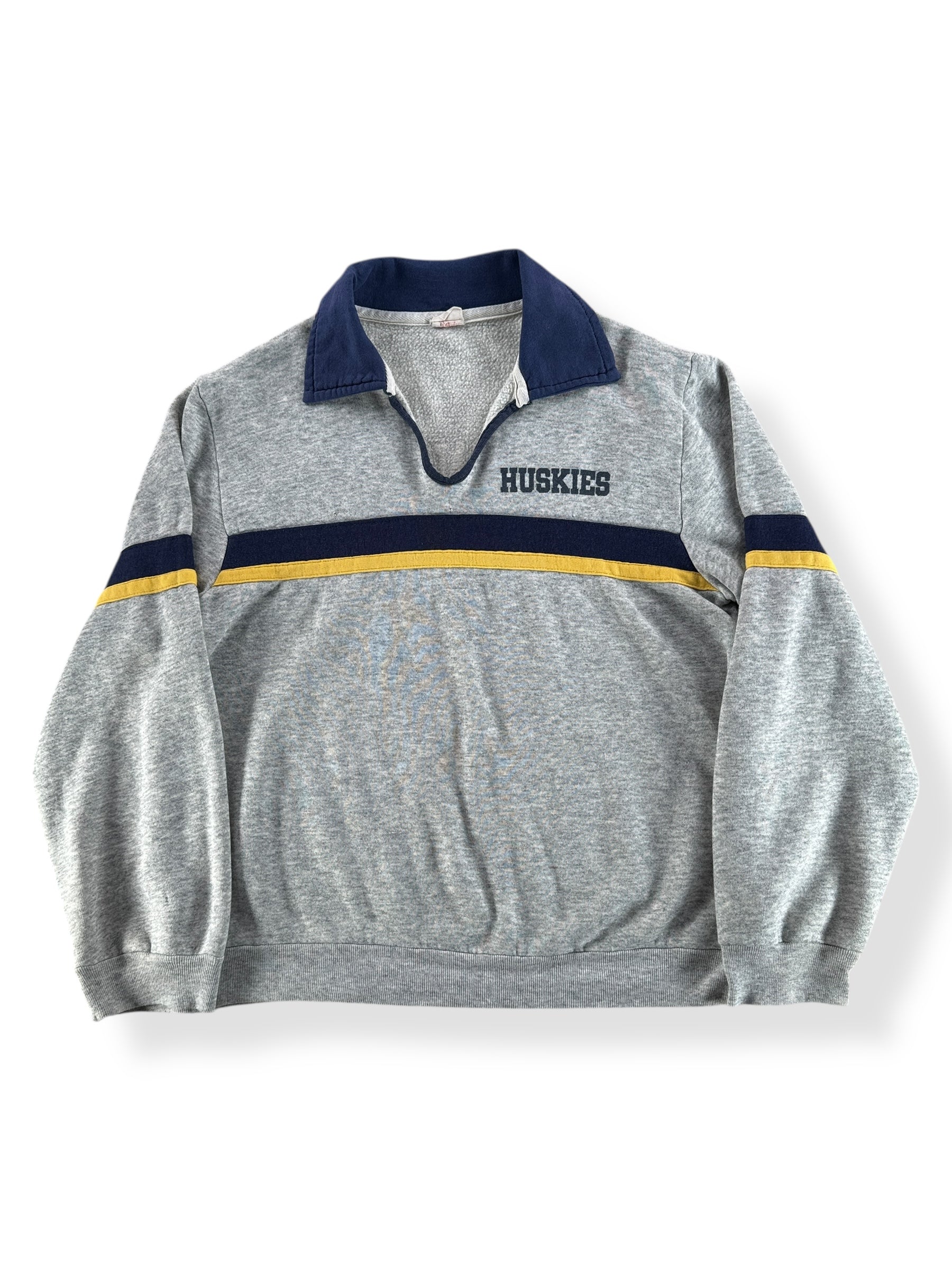 Front of Vintage Huskies Sweatshirt SZ L