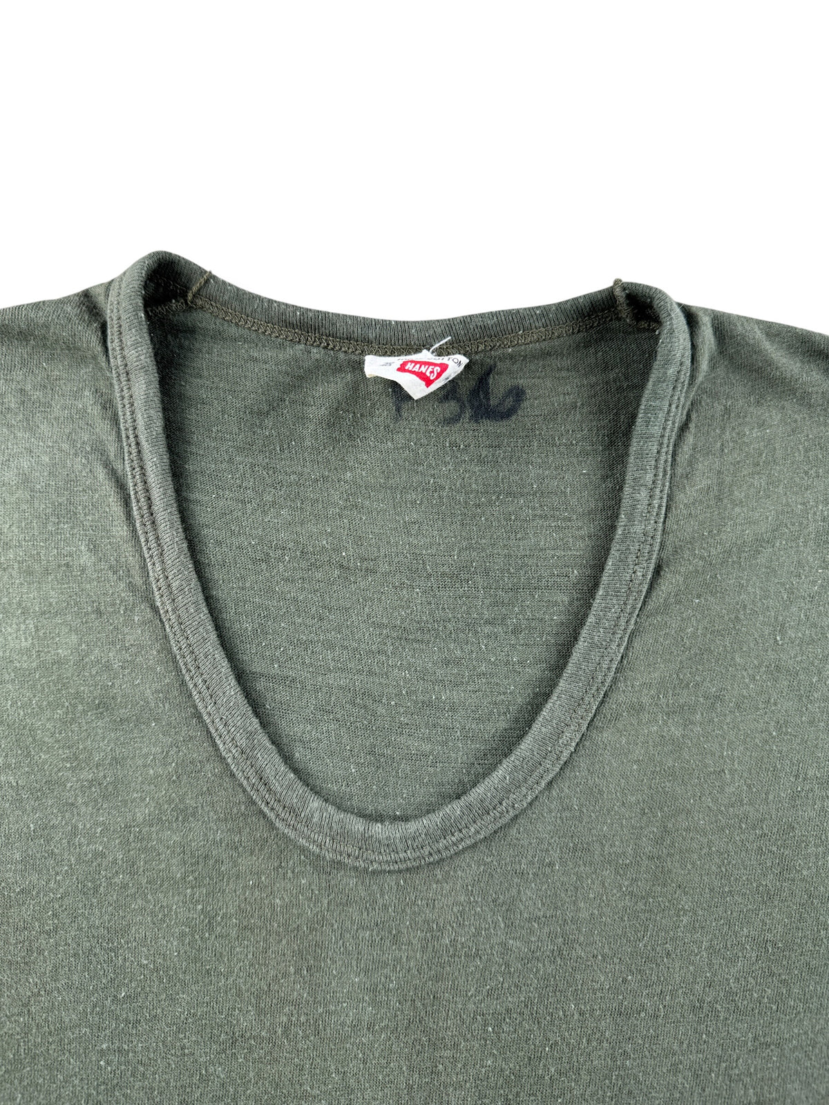 Collar on Vintage 50s Hanes Blank Green Tee SZ M (Fits S)