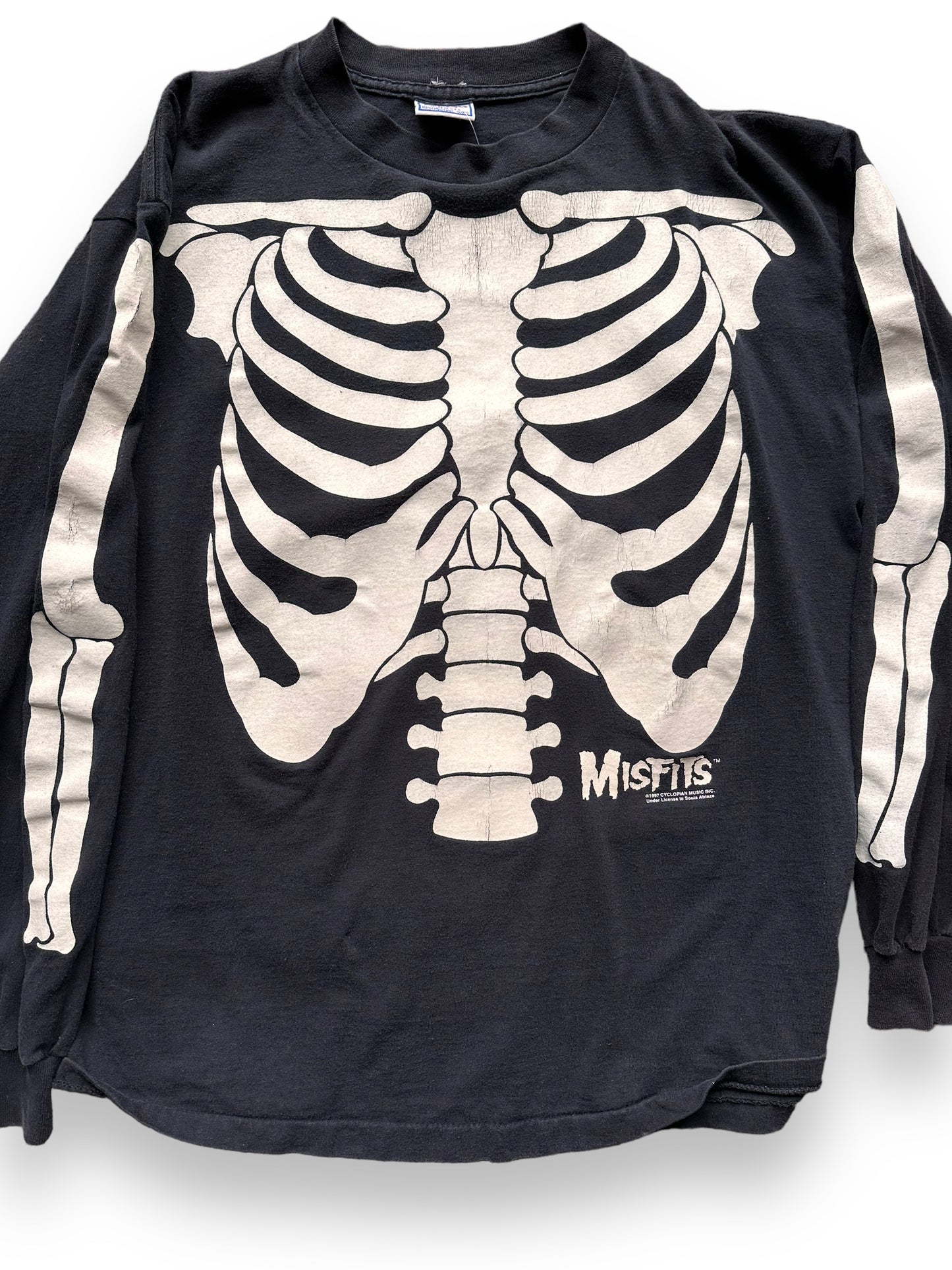 Front Detail on Vintage Long Sleeve Two-Sided Misfits Skeleton Tee SZ XL |  Barn Owl Vintage Clothing | Vintage Misfits Tees Seattle