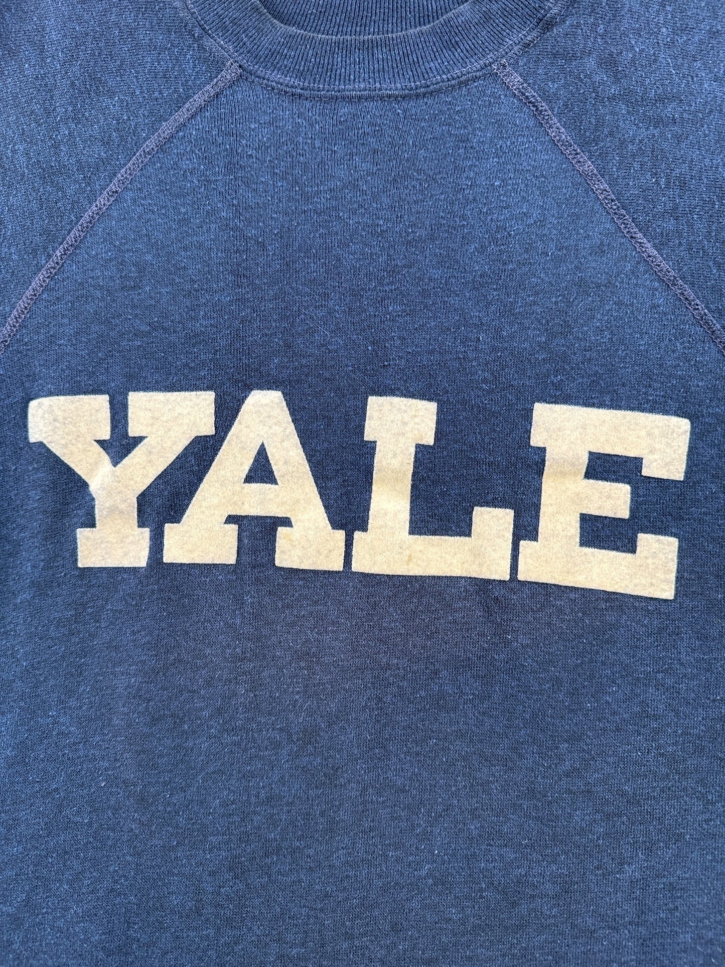 Graphic of Vintage Yale Flock Print Crewneck SZ L