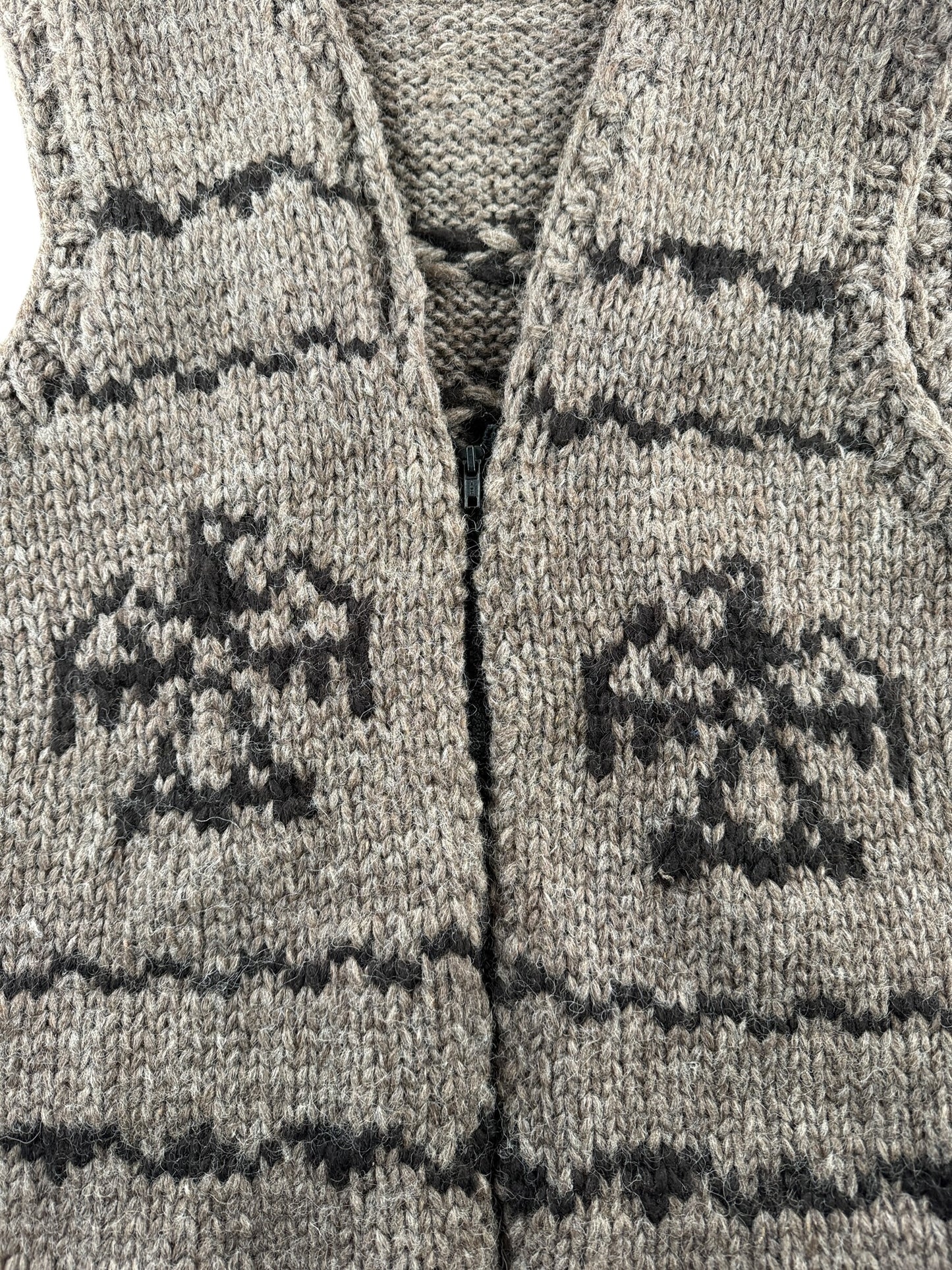 Pattern on Hand knit Thunderbird Cowichan Style Sweater Vest SZ M