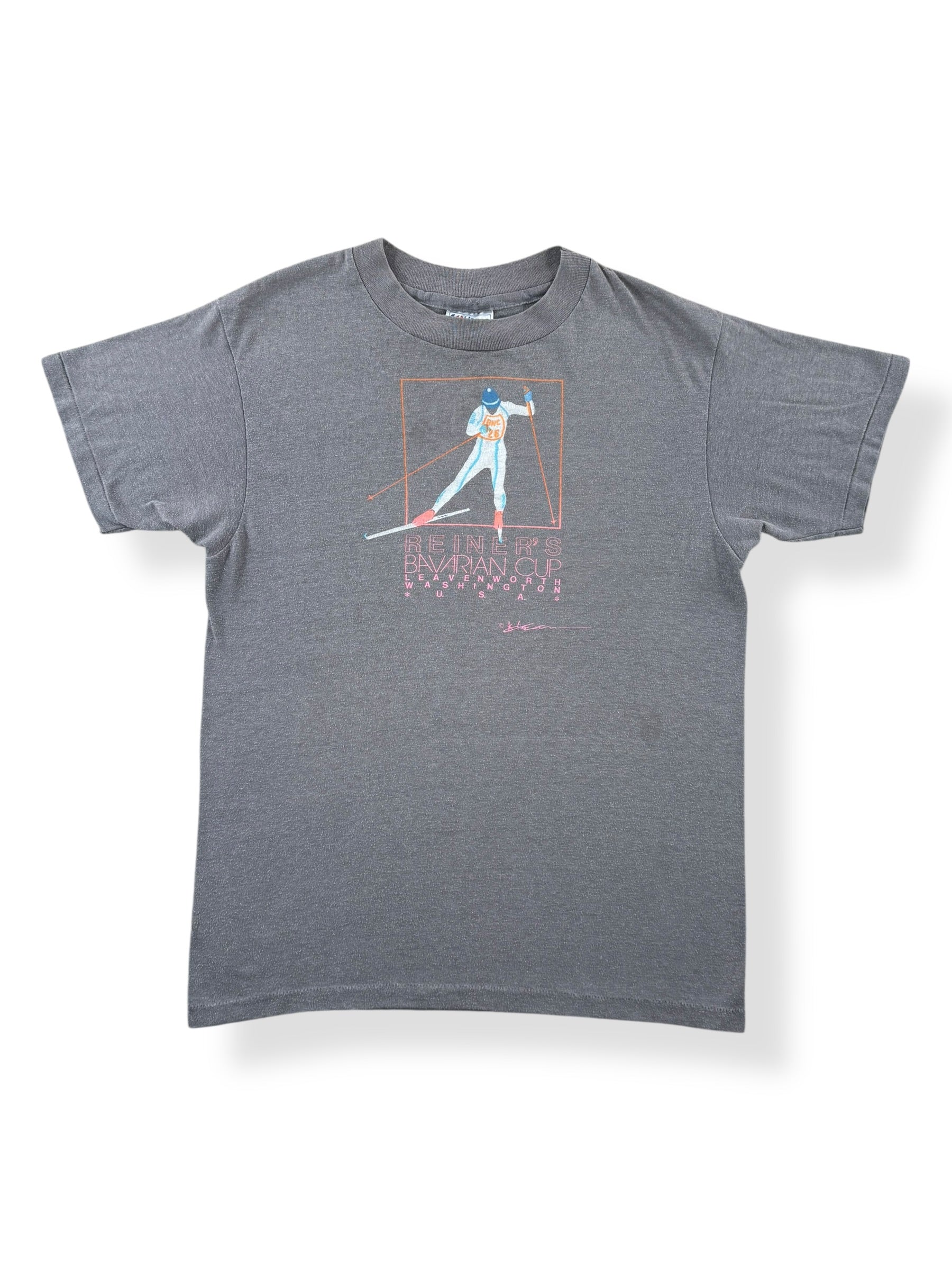 Front of Vintage Reiner's Bavarian Cup Leavenworth Tee SZ M (Fits S)