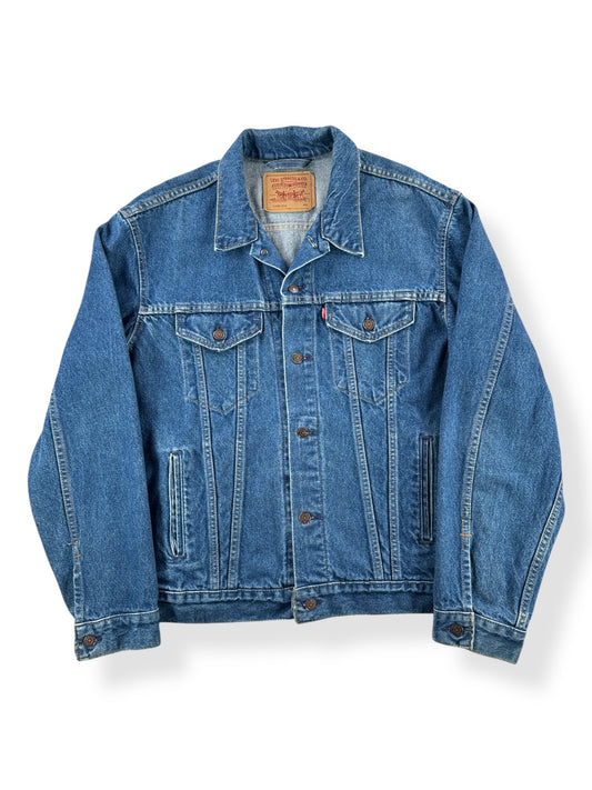 Front of Vintage Made in USA Levis Type 3 71506-0216 SZ 46L