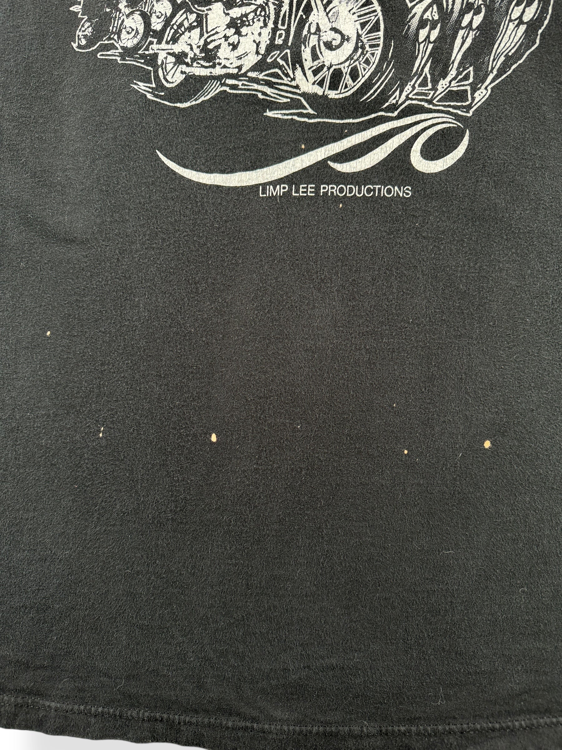 Bleach Stains on Vintage Oyster Run '89 Tee SZ XXL
