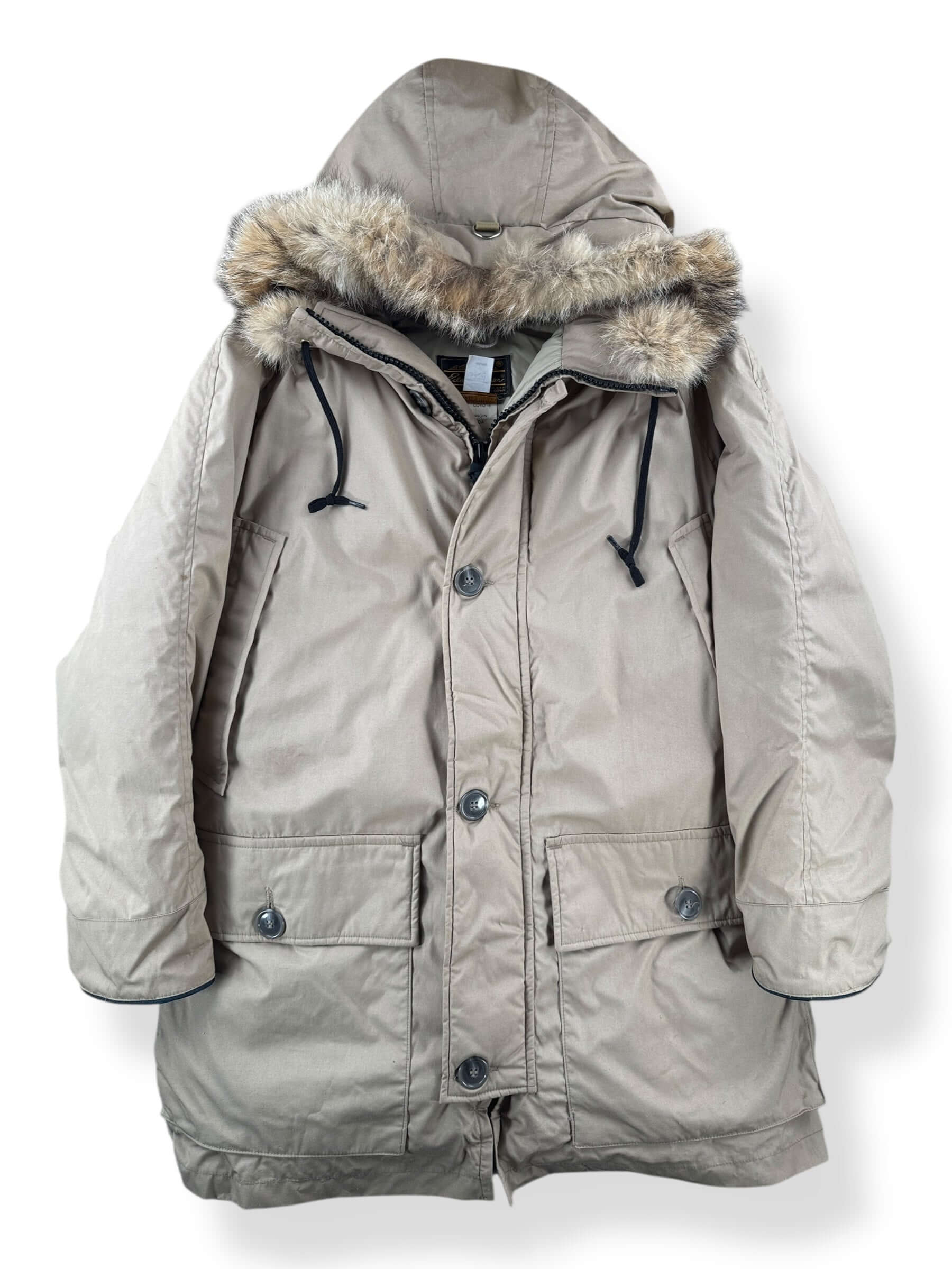Front of Vintage Eddie Bauer Coyote Fur Trimmed Polar Parka SZ M