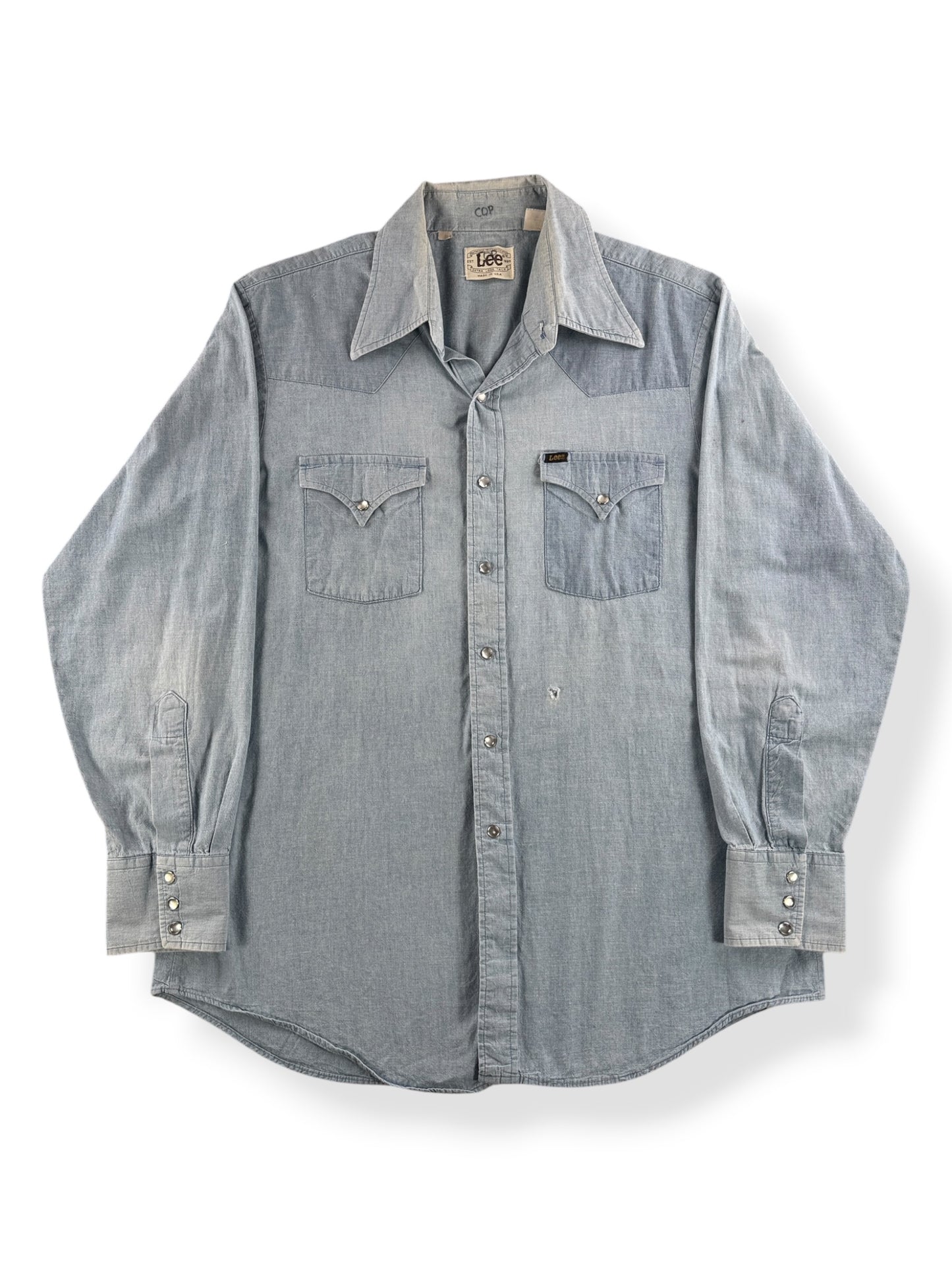 Front of Vintage Lee Chambray Pearlsnap SZ XL