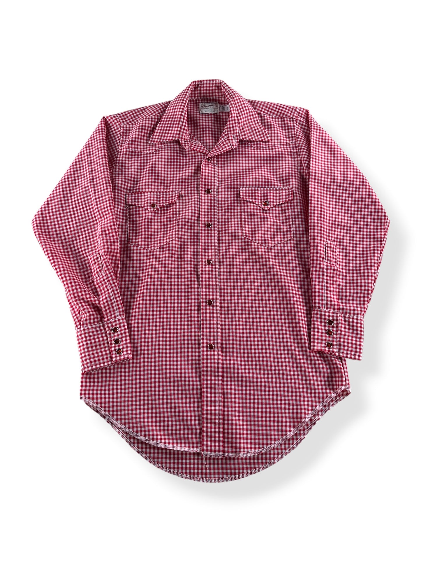 Front of Vintage Wrangler Red Gingham Pearlsnap SZ 15 1/2