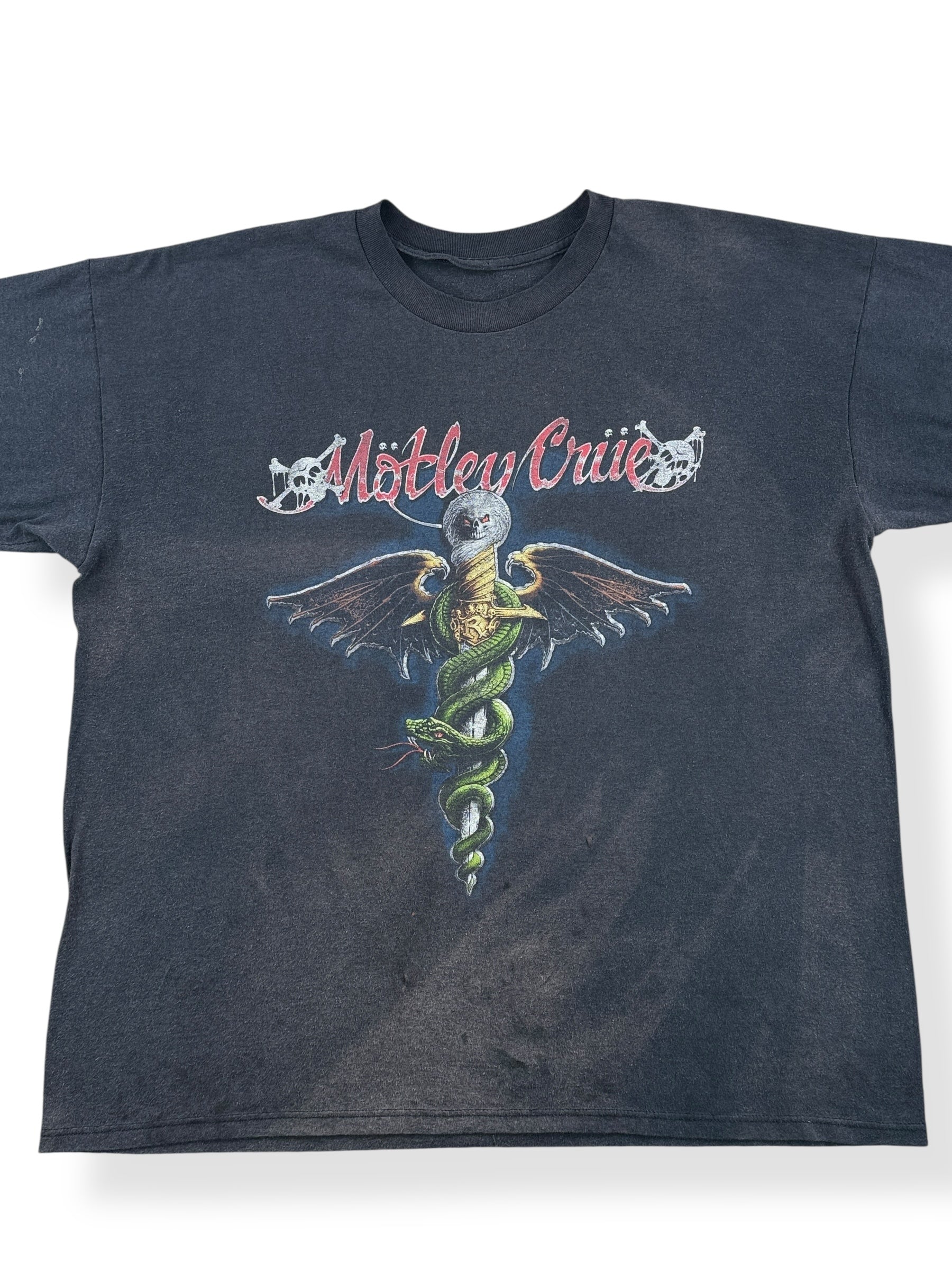 Front Close Up of Vintage Motley Crue Dr. Feelgood Tee SZ XL