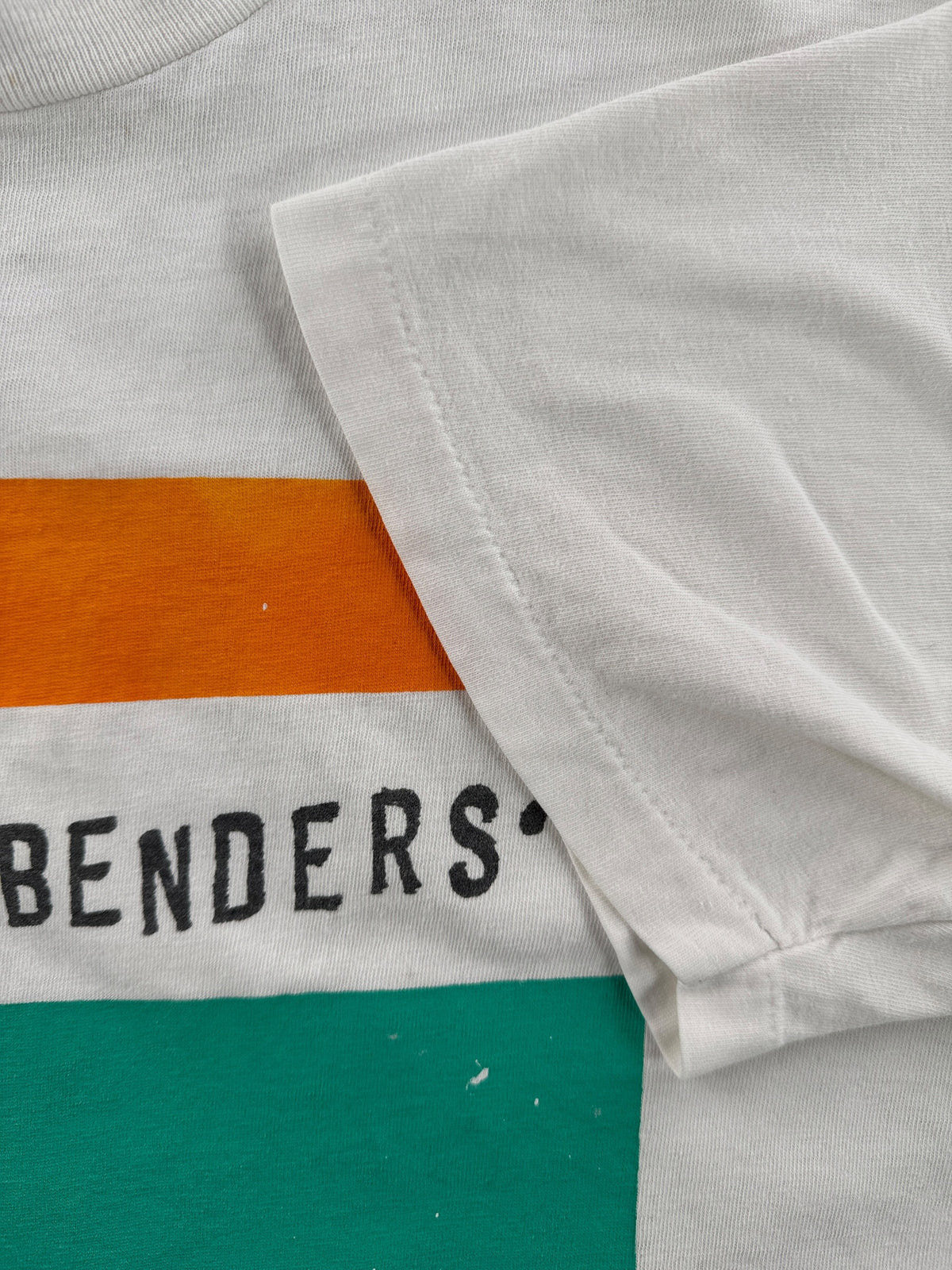 Single stitch sleeve on Vintage Halo Benders God Don't Make No Junk Tee SZ L