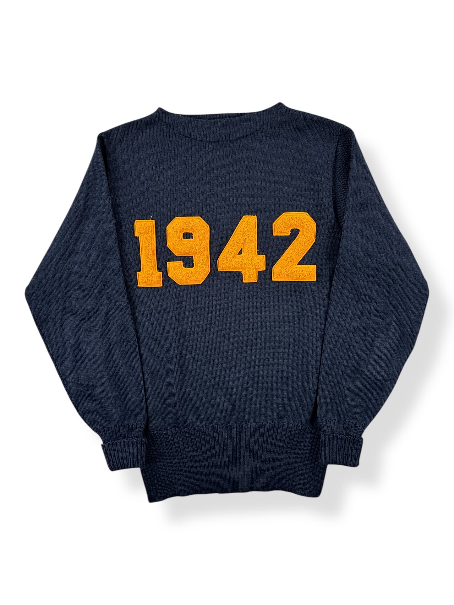 Front of Vintage 1942 University of Washington Sweater SZ S