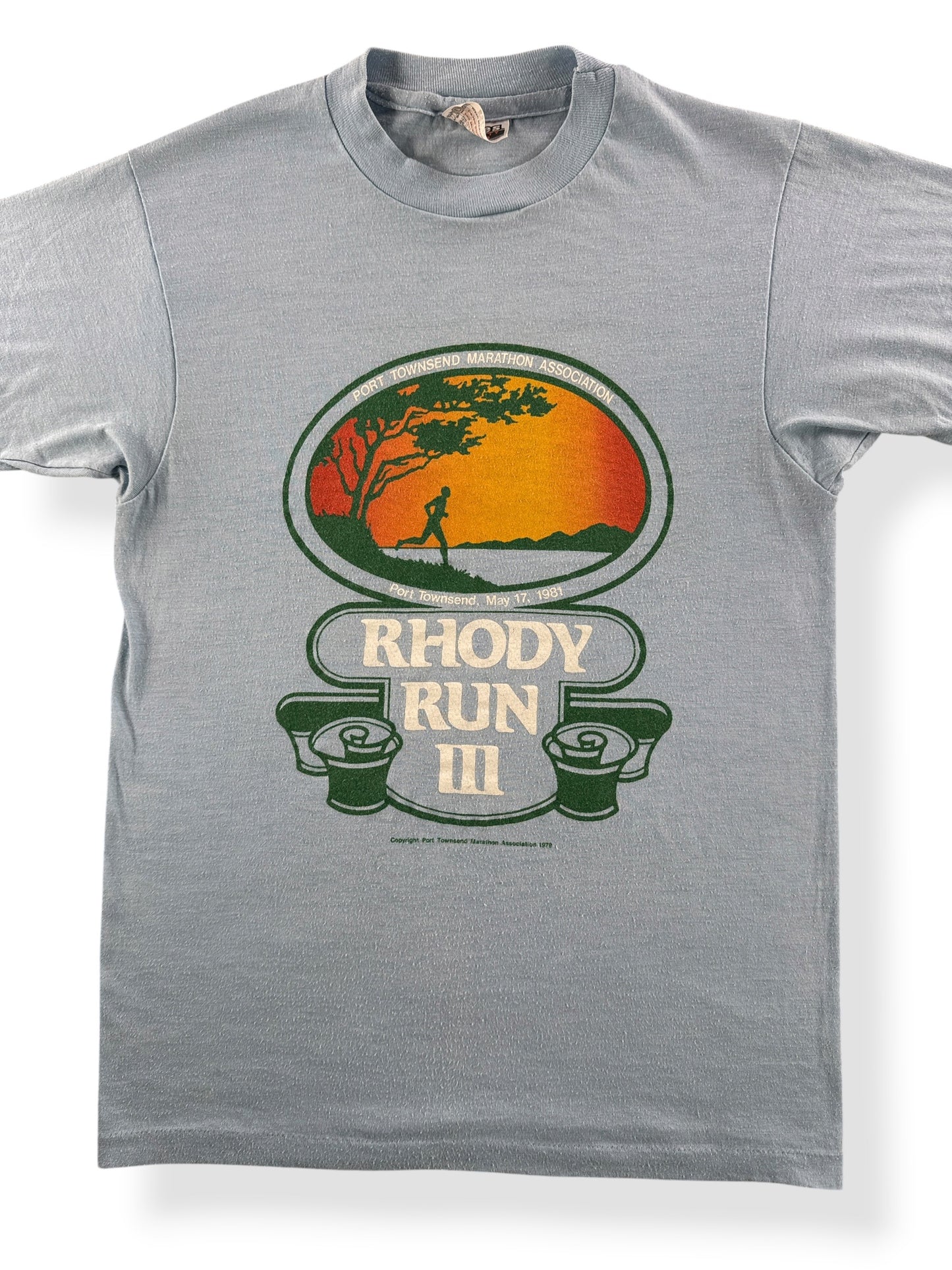 Front Close Up of Vintage Port Townsend Rhody Run Tee SZ S (Fits XS)