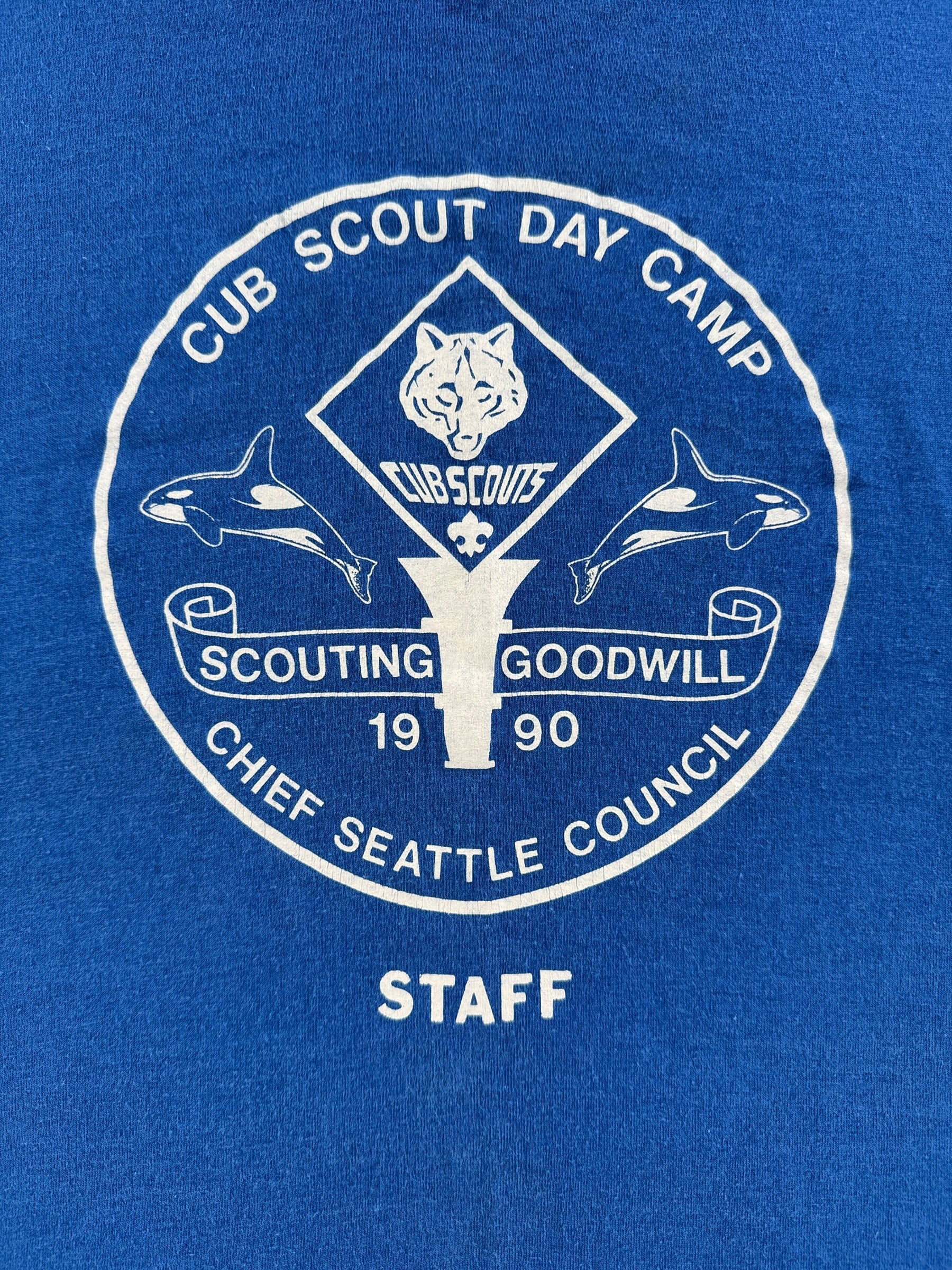 Front graphic on Vintage Chief Seattle Council Cub Scouts Tee SZ L