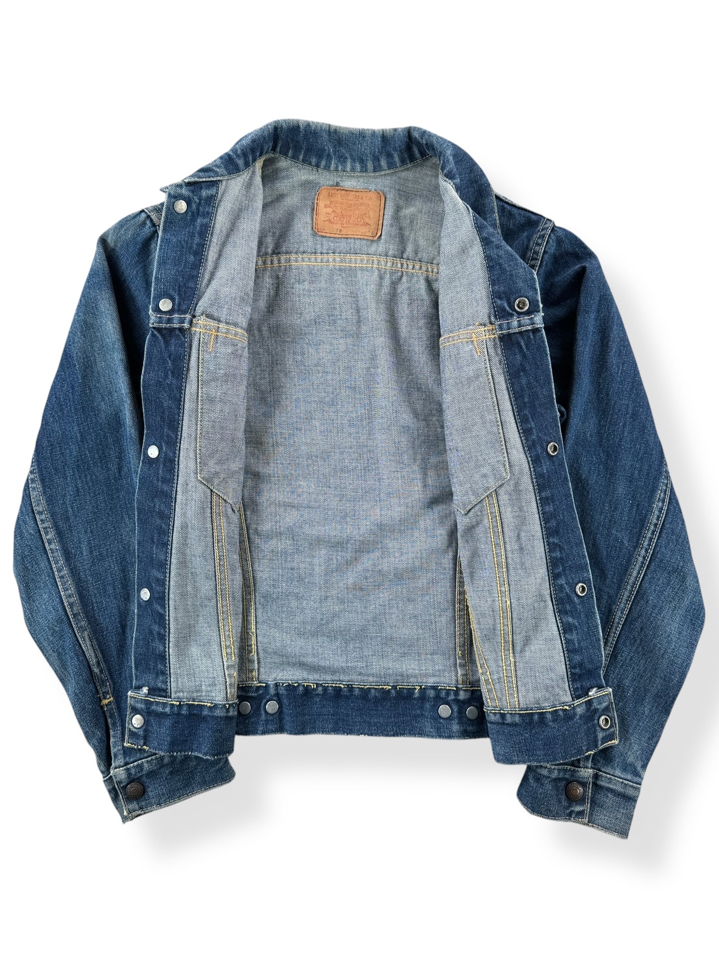 Inside of Vintage Levis Big E 557B Jacket SZ 16