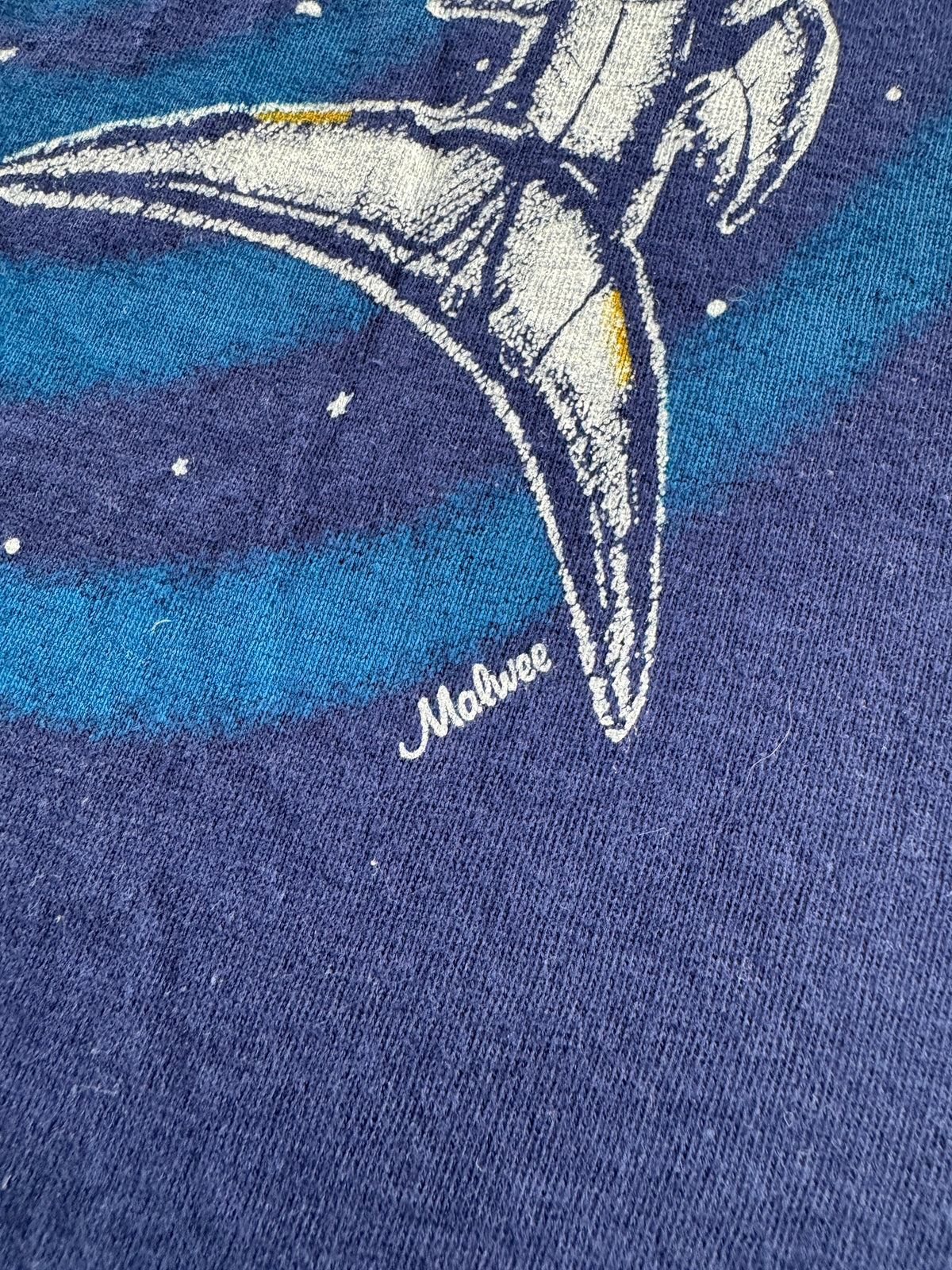 Artist name on front of Vintage 80s Great White Shark Sleeveless Tee SZ S