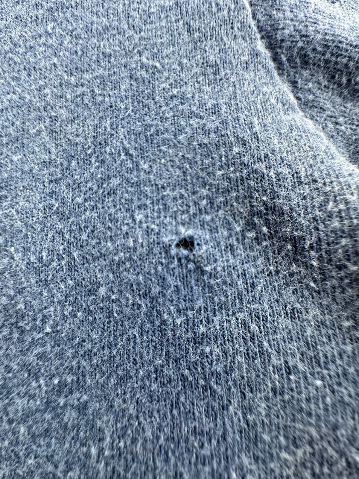 Small hole on front of Vintage 1970s Design Alive Ghost Fade Pocket Tee SZ S