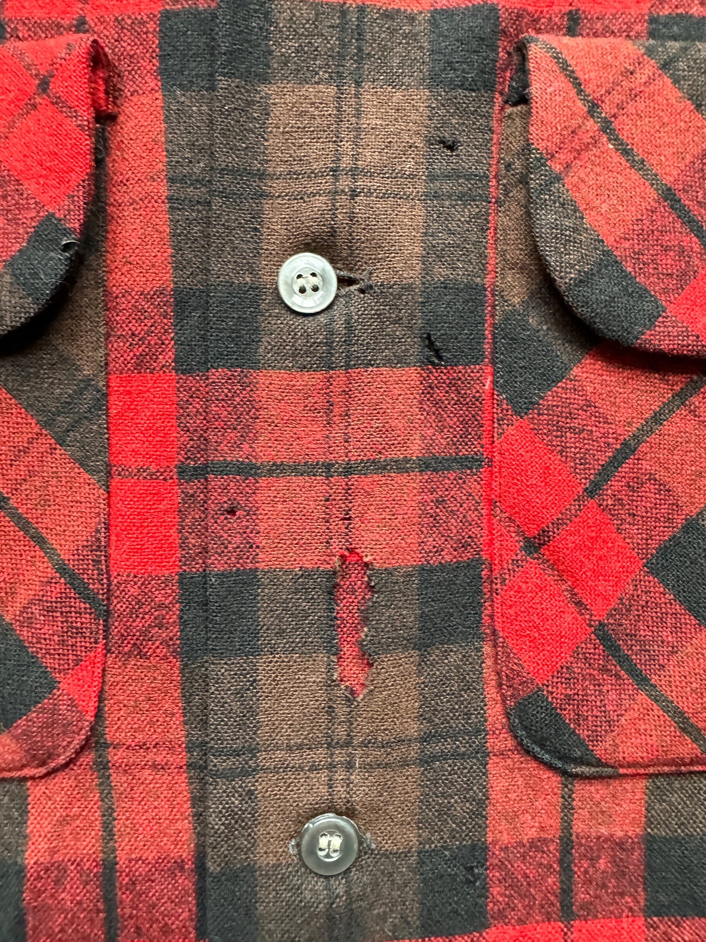 holes on front of Vintage Pilgrim Board Shirt Style Wool Flannel SZ M