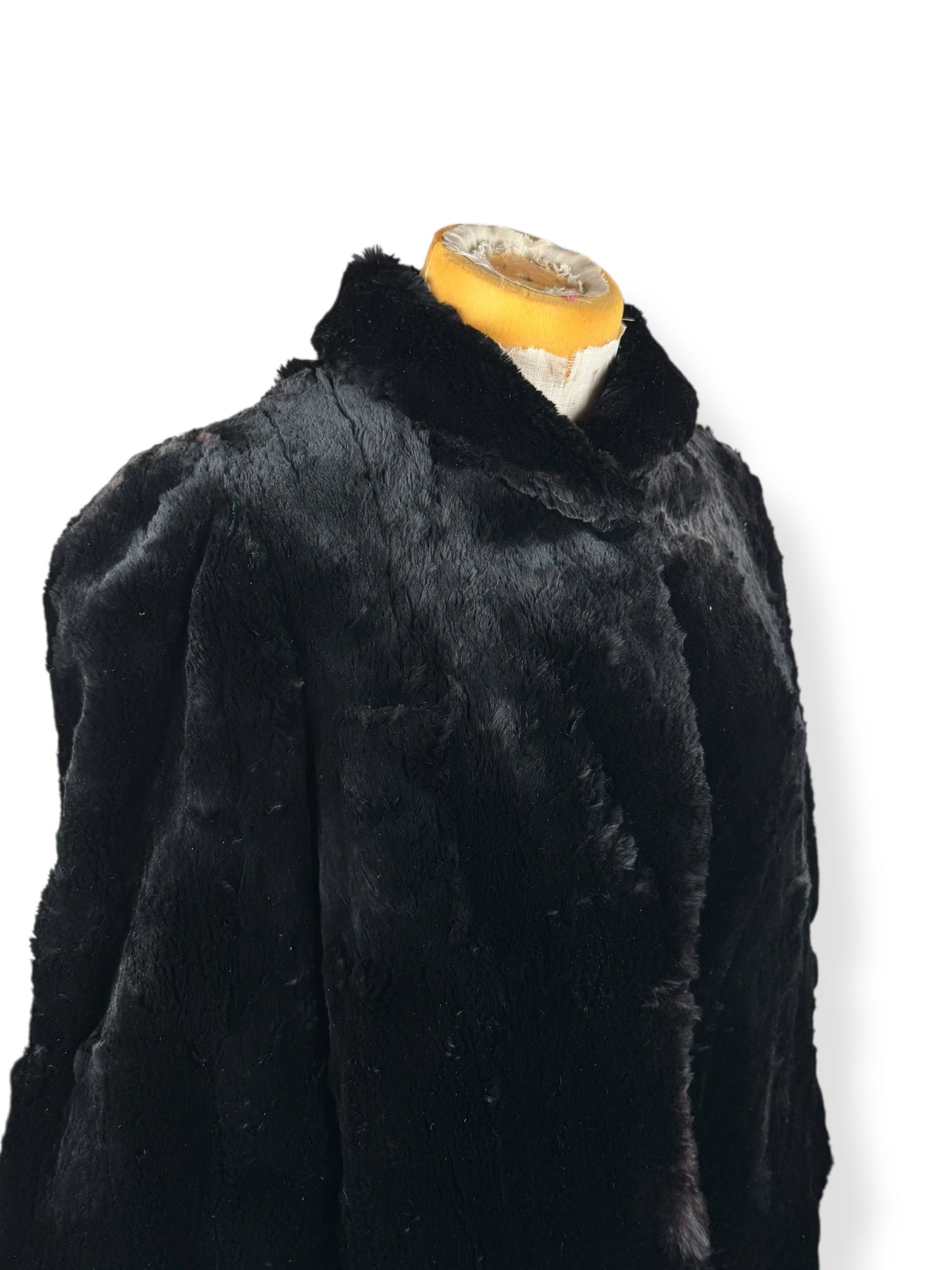 Collar of 1940s Black Mink Coat M-L
