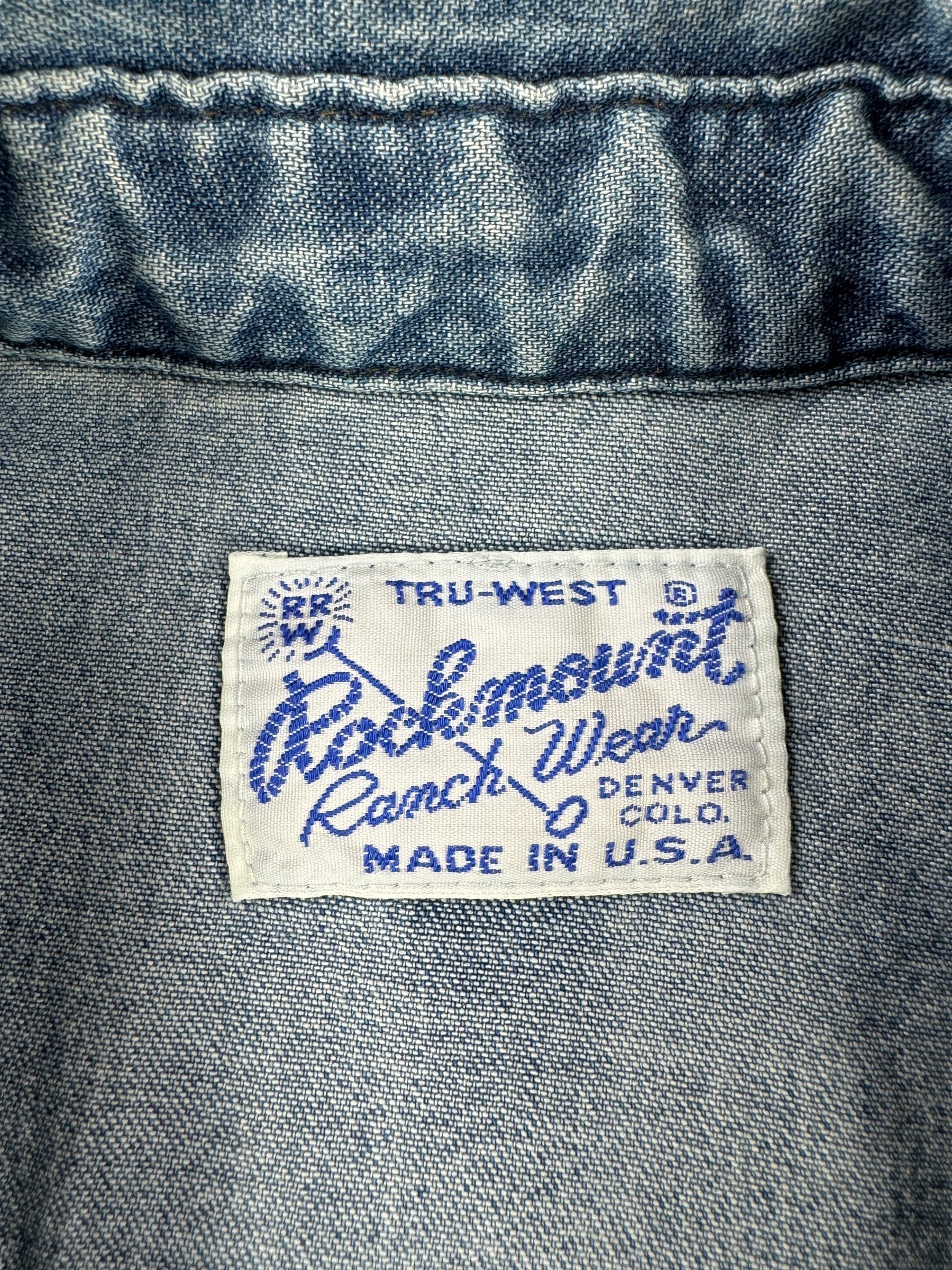 Label on Vintage Rockmount Western Wear Denim Shirt SZ XL