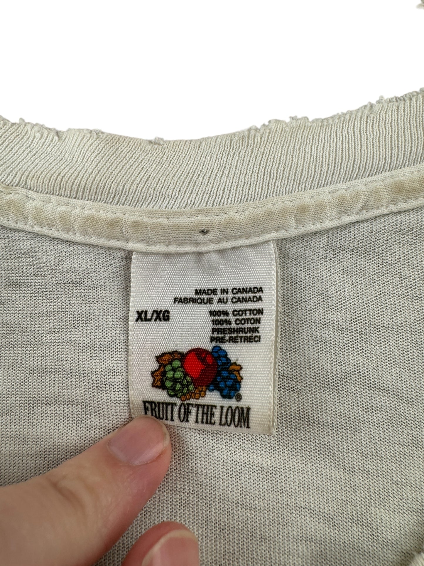 Tag on Vintage Canadian Art on the Line Tee SZ XL