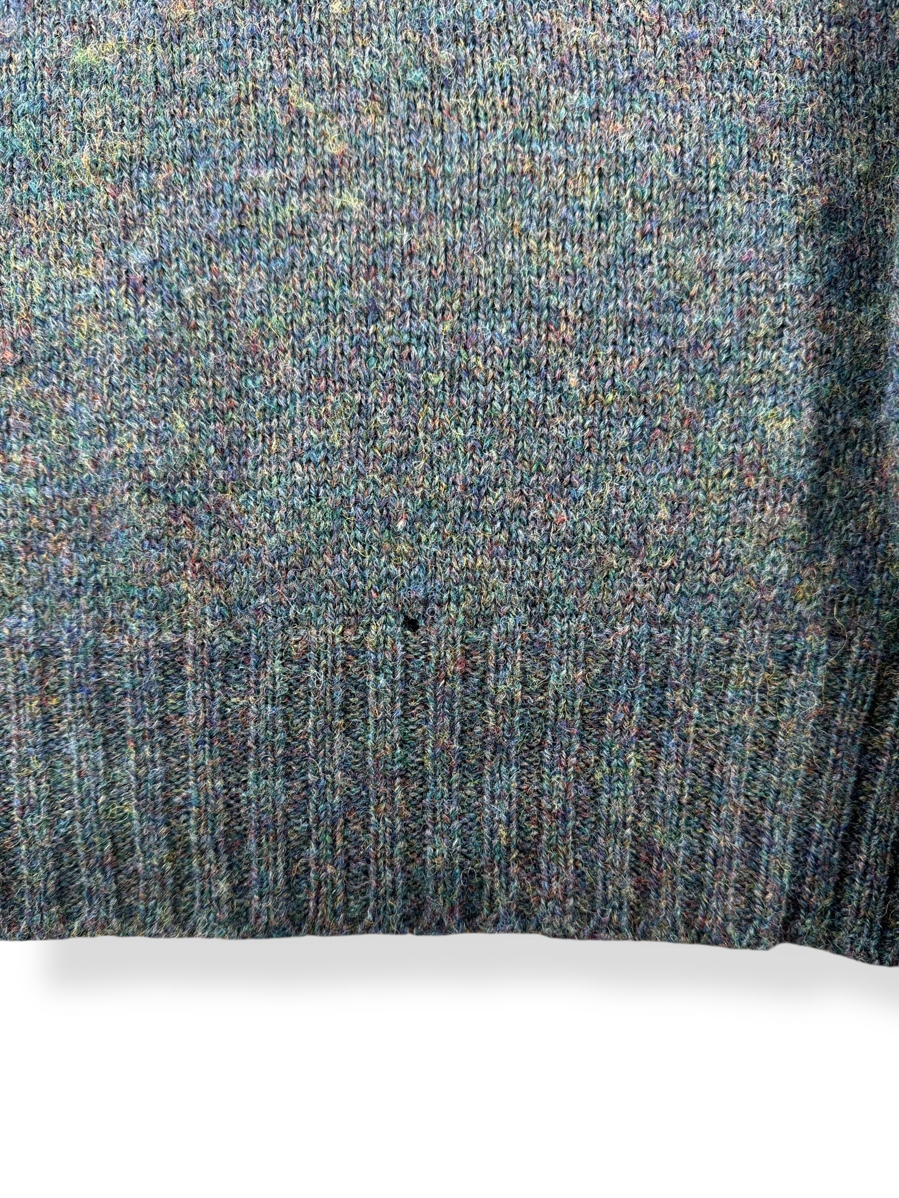 Pinhole on Vintage Abercrombie & Fitch Scottish Wool Sweater SZ L