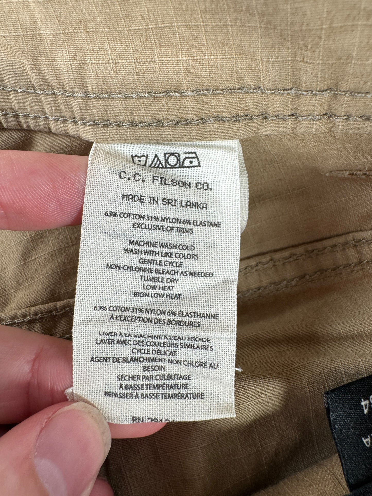 Tag on Filson Khaki Upland Brush Pants W36 (Fits W38)
