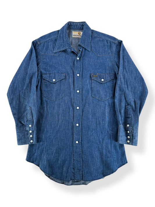 Front of Vintage Maverick Dark Blue Denim Pearl Snap SZ M