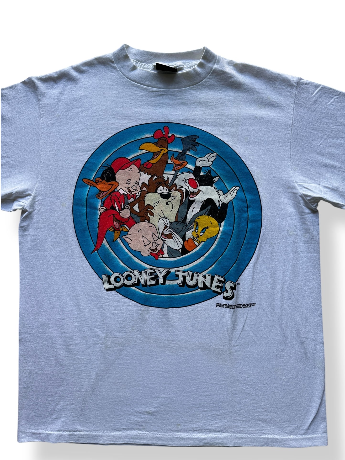 Front Close Up of Vintage 1991 Looney Tunes Tee SZ XL