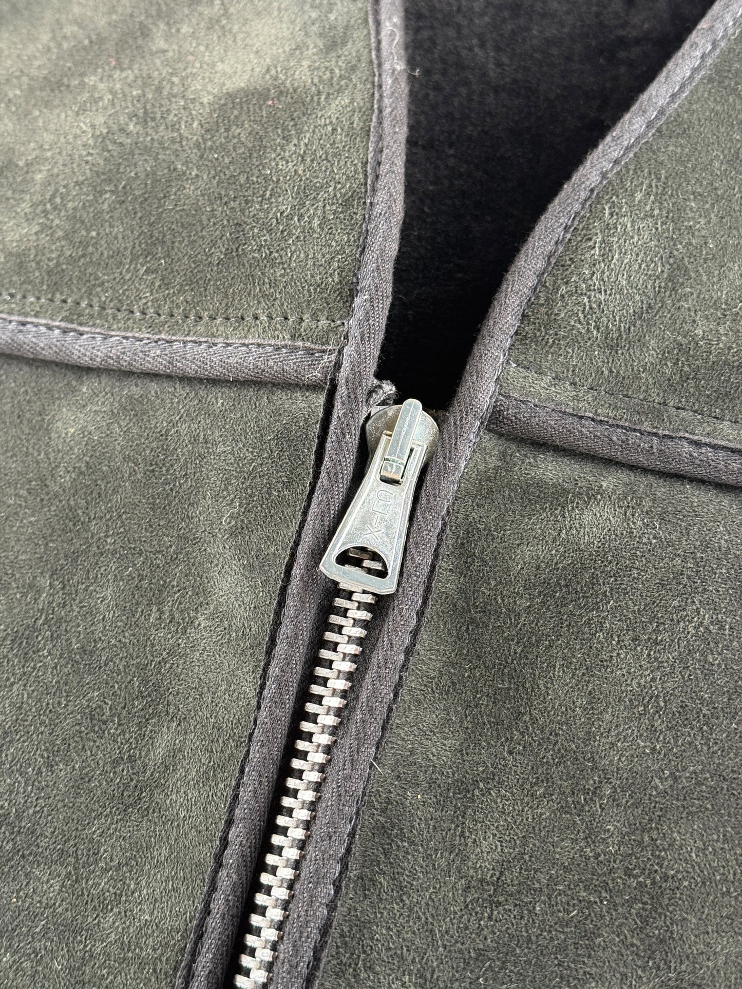 Zipper on Filson Workshop Black Shearling Vest SZ M