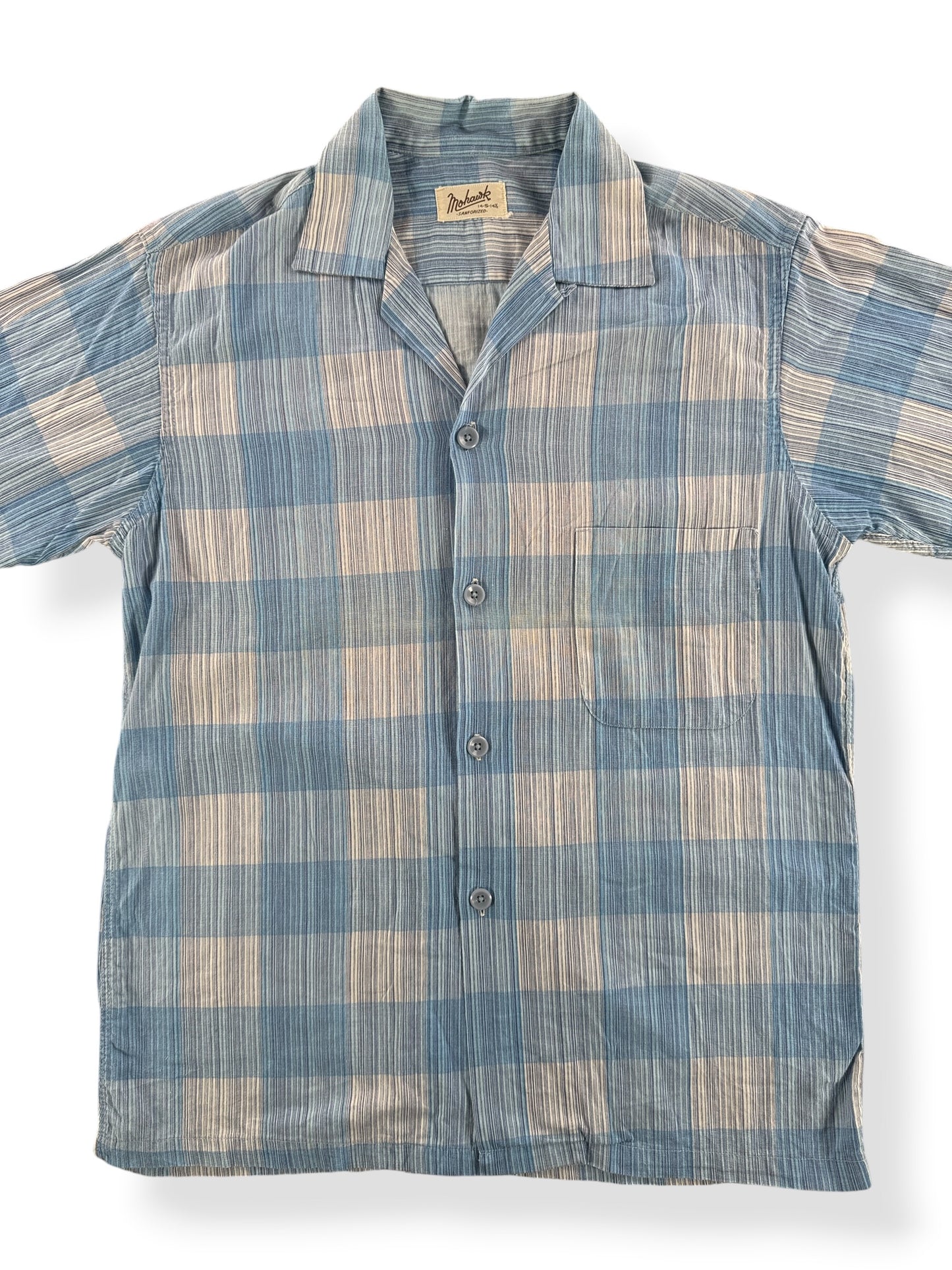 Front Close Up of Vintage 50s Mohawk Loop Collar Shirt SZ S