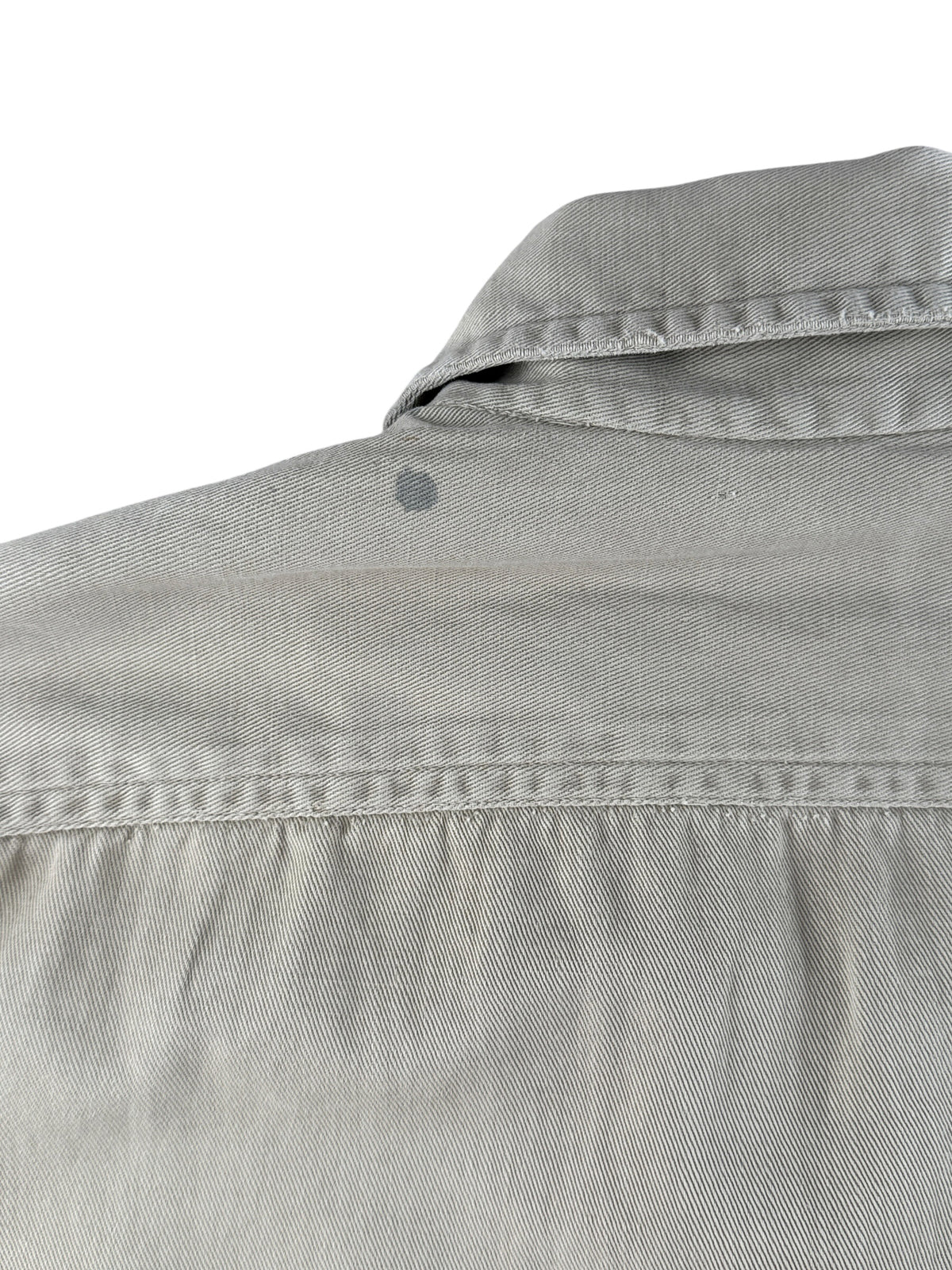 Small stain on back shoulder of Vintage 1960s Distressed Big Mac Penney's Work Shirt SZ M