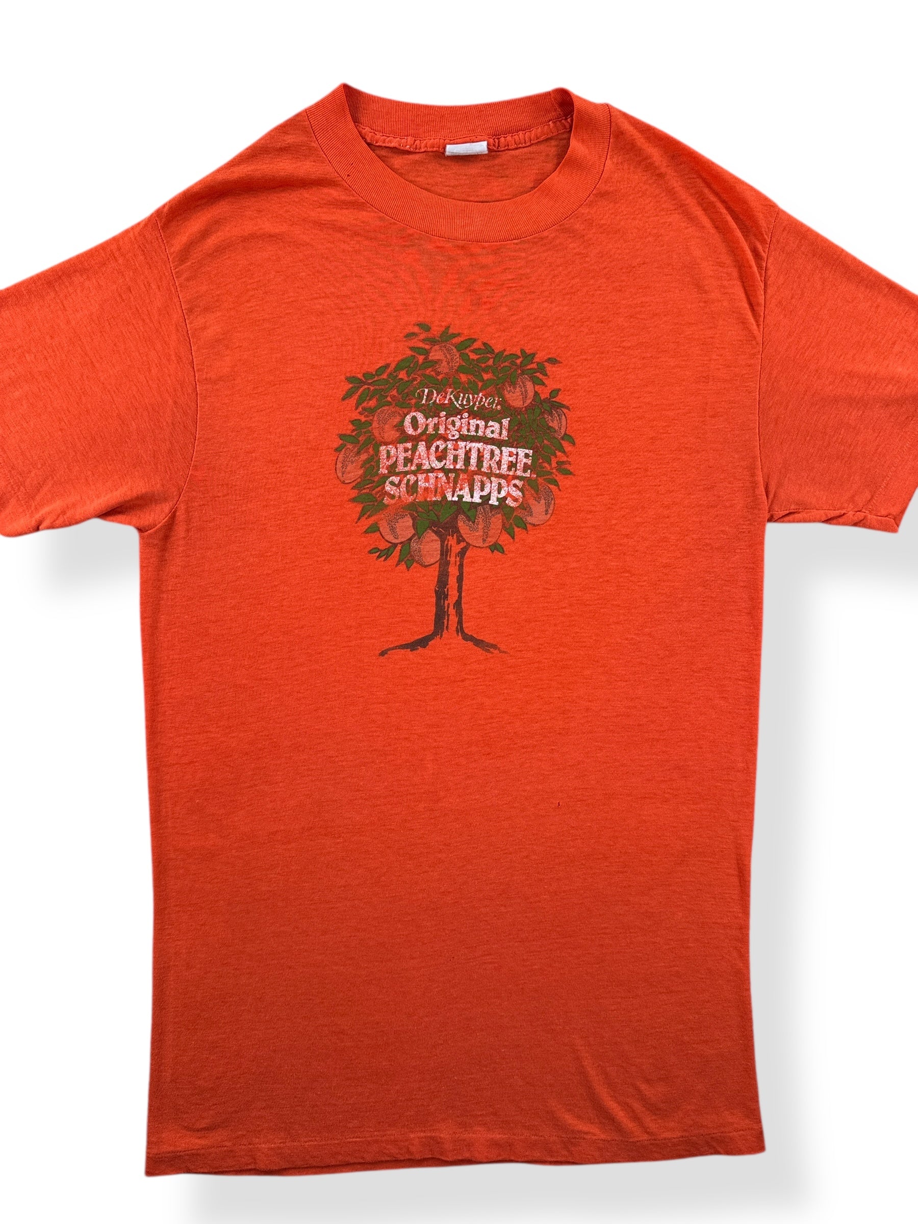 Front Close Up of Vintage Peach Tree Schnapps Tee SZ L (Fits S)