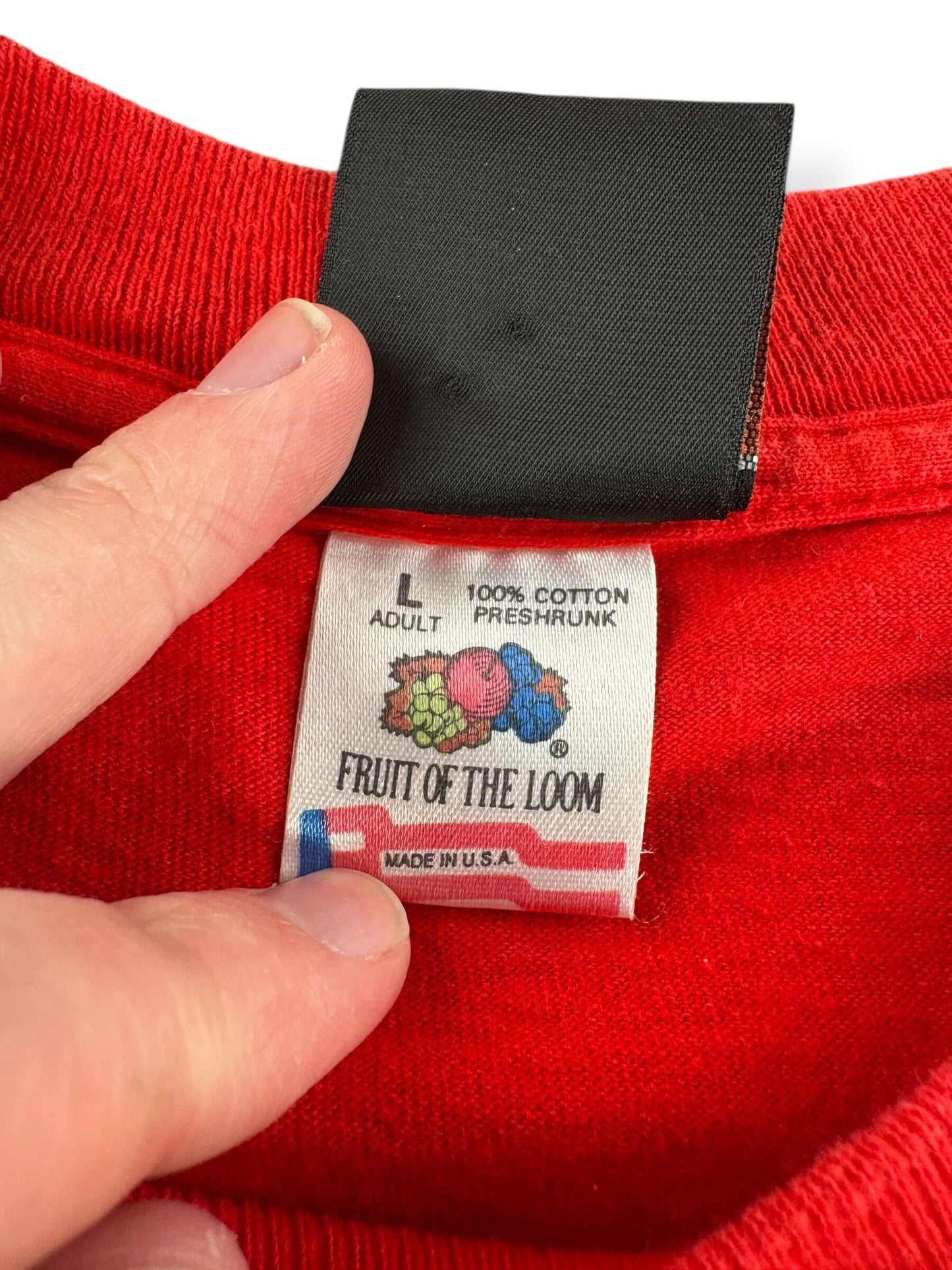 Tag on Vintage Red Nashville Harley Tee SZ L