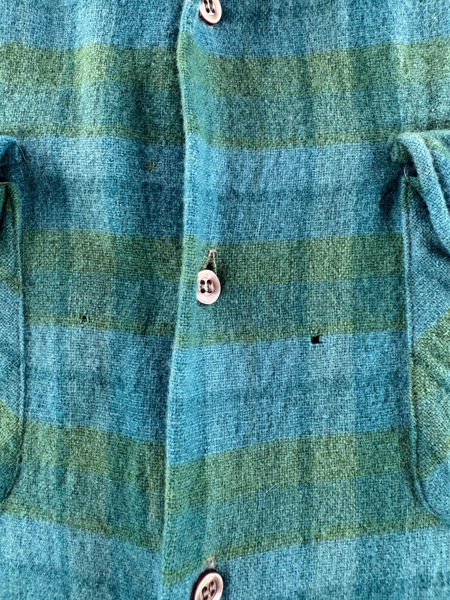 Holes on Vintage California Wool Blend Flannel Board Shirt SZ XL