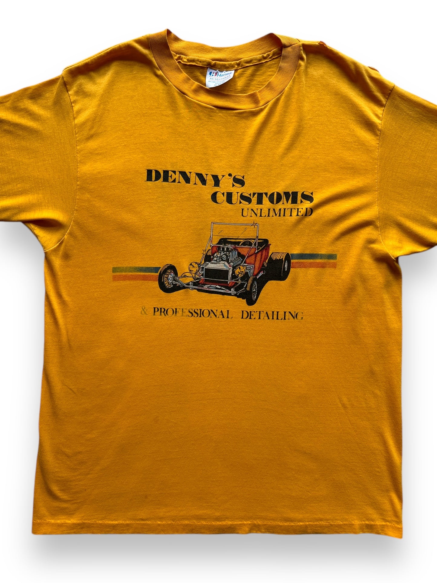 front close up of Vintage Denny's Custom Auto Tee SZ XL