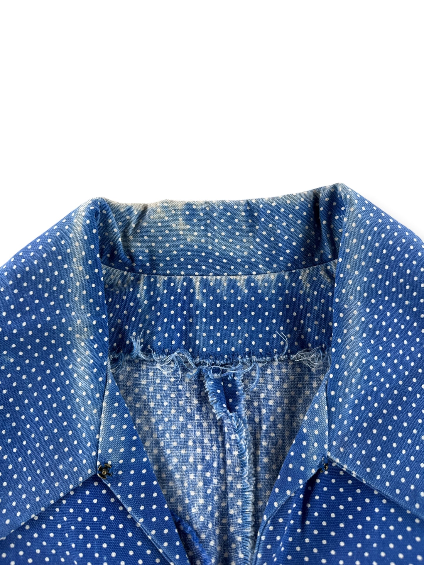 Collar on Vintage 1970s Polka Dot Top With Repairs SZ M