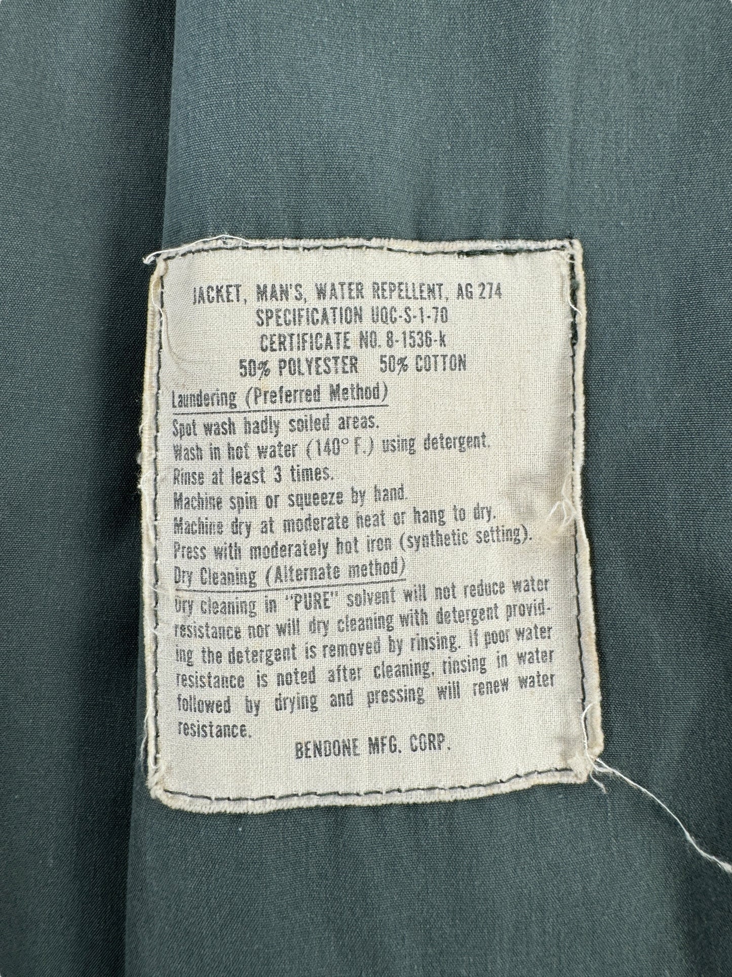 Label on Vintage Men's Water Repellant Jacket AG-274 SZ 46L