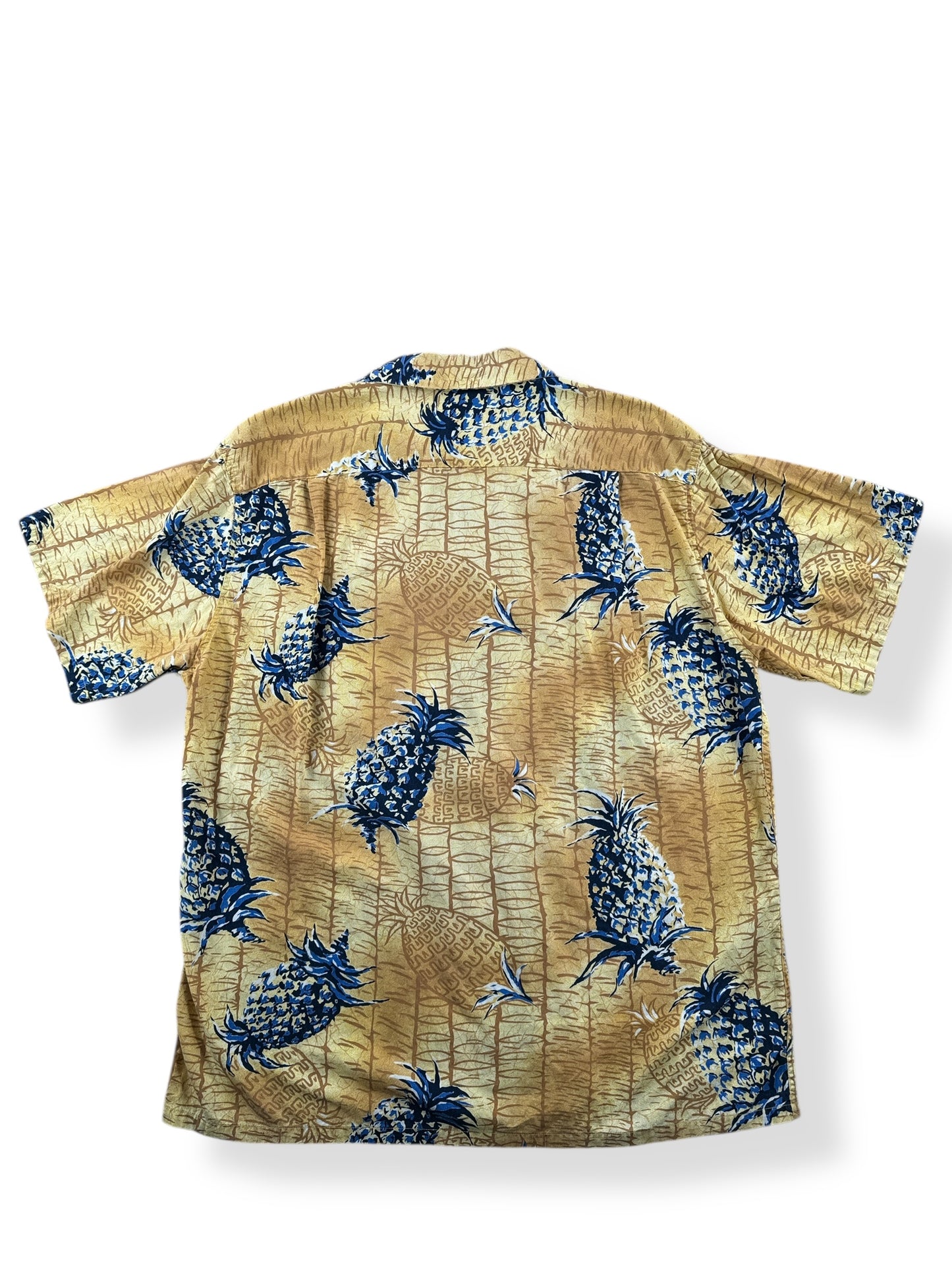 Back of Vintage Kiilani Alfred Shaheen Aloha Shirt SZ L
