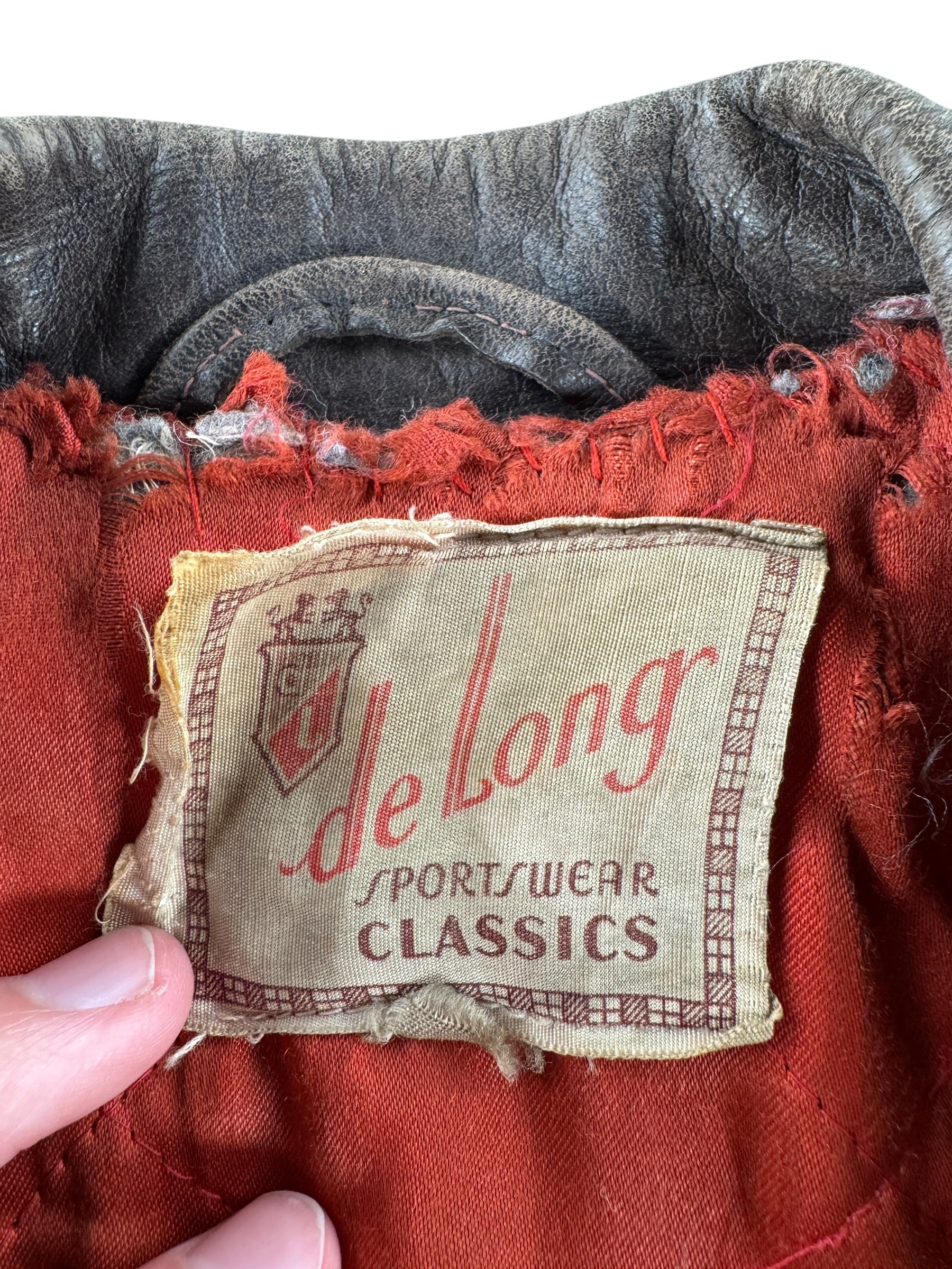 Label on Vintage Delong Sportswear Horsehide Leather Jacket SZ 40