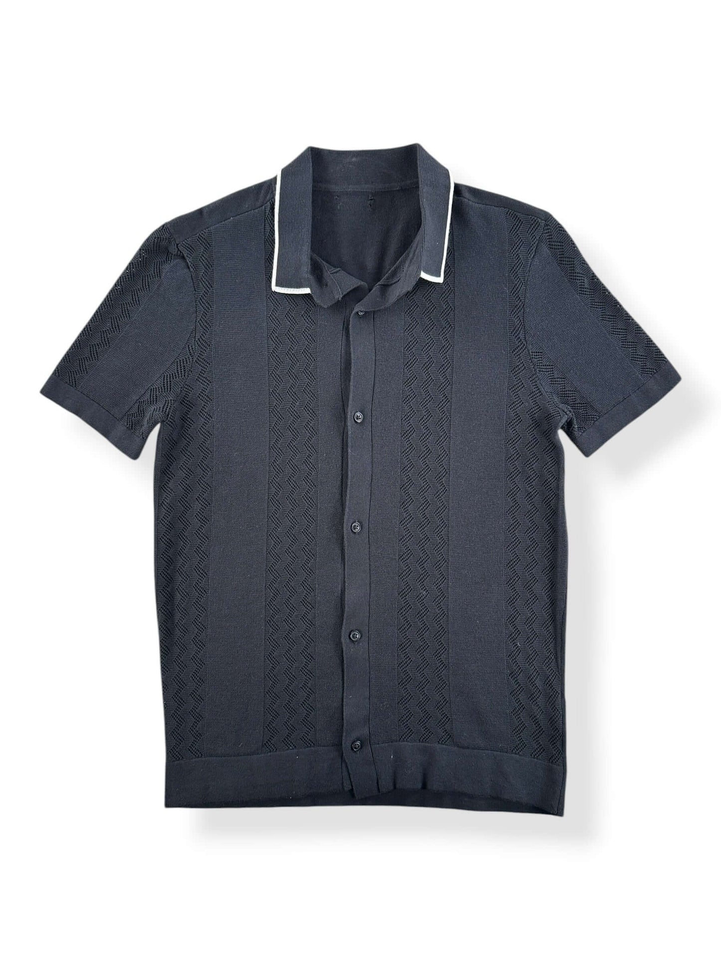 Front of Vintage Knit Short Sleeve Shirt SZ S