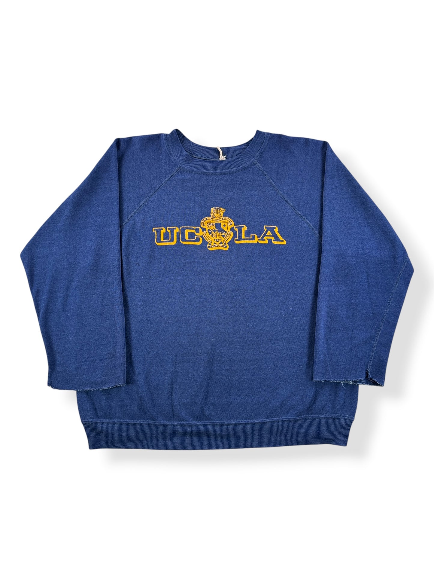 Front of Vintage UCLA Crewneck SZ M