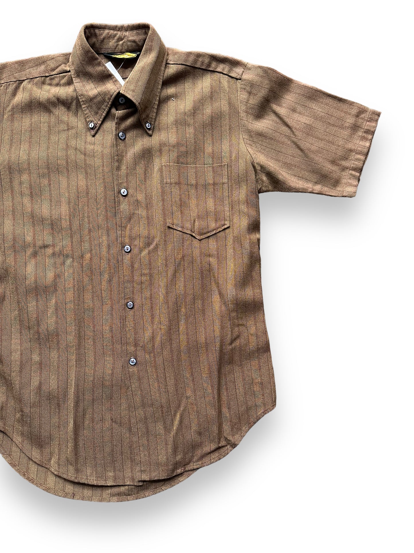 Front Left View of Vintage Davinci Brown Stripes Short Sleeve Button Up Shirt SZ M | Vintage Button Up Shirt Seattle | Barn Owl Vintage Seattle