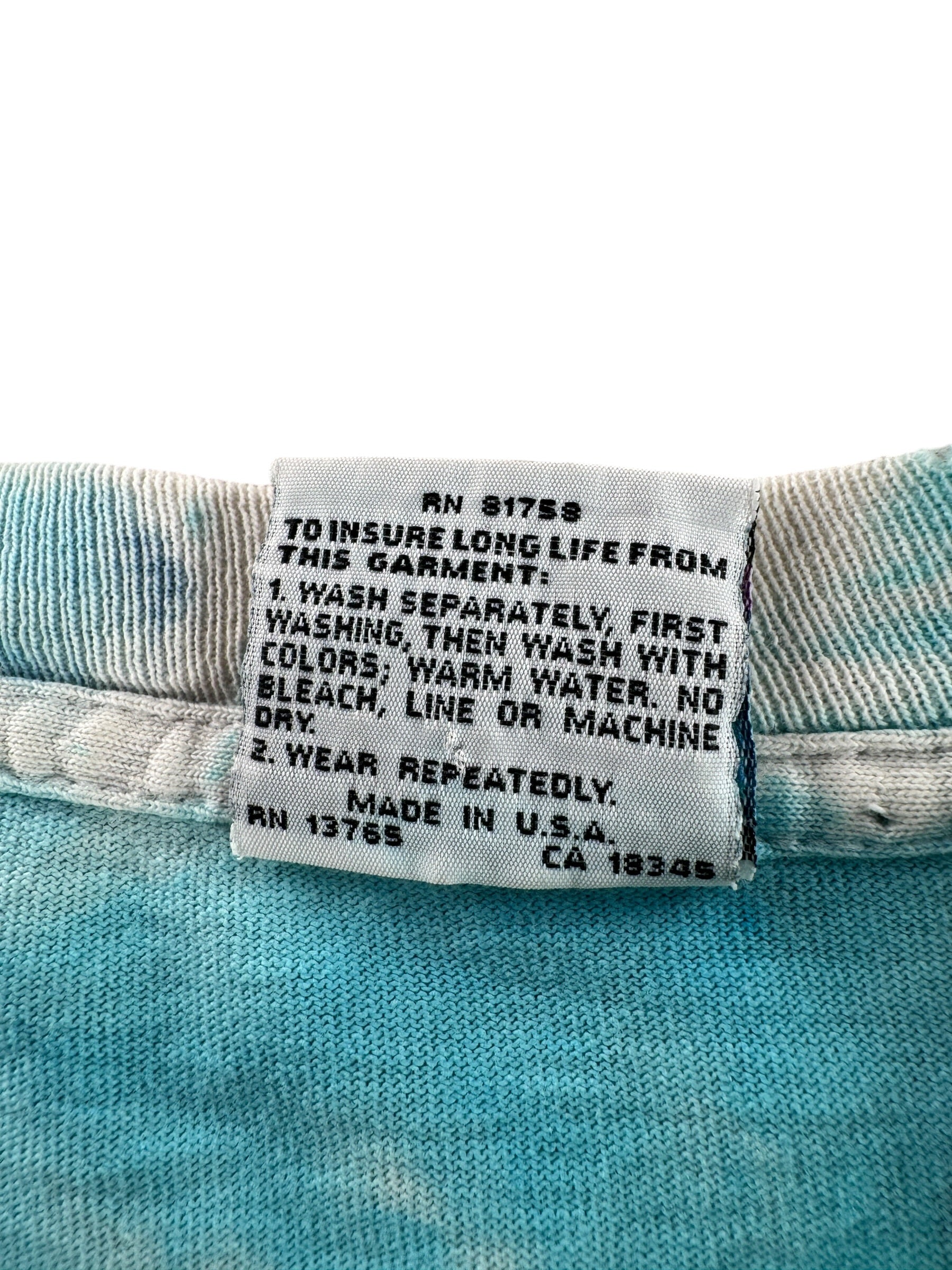 Label on Vintage Grateful Dead Snowboarding Bear Long Sleeve Tee SZ L